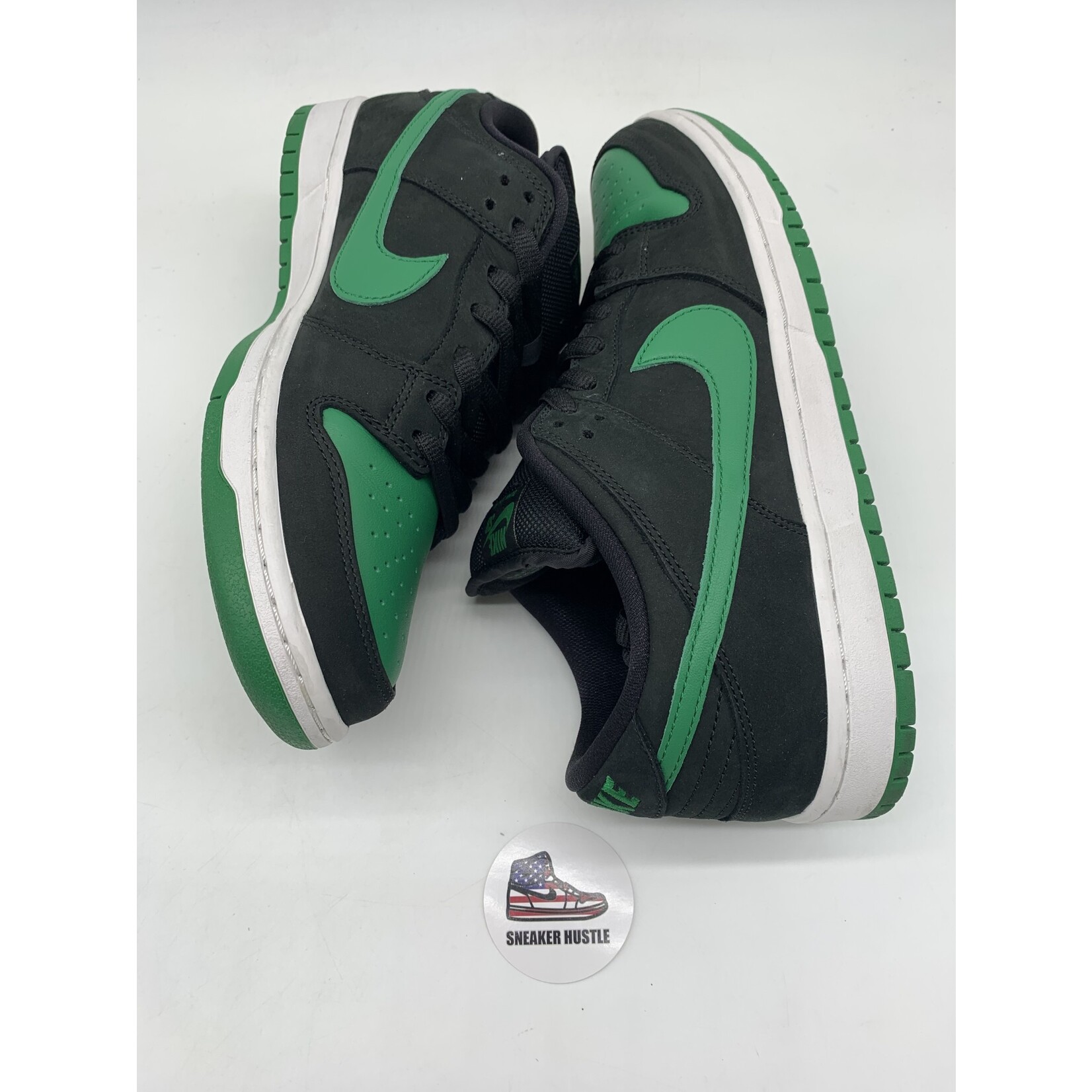 Nike SB Nike SB Dunk Low Pro J Pack Black Pine Green
