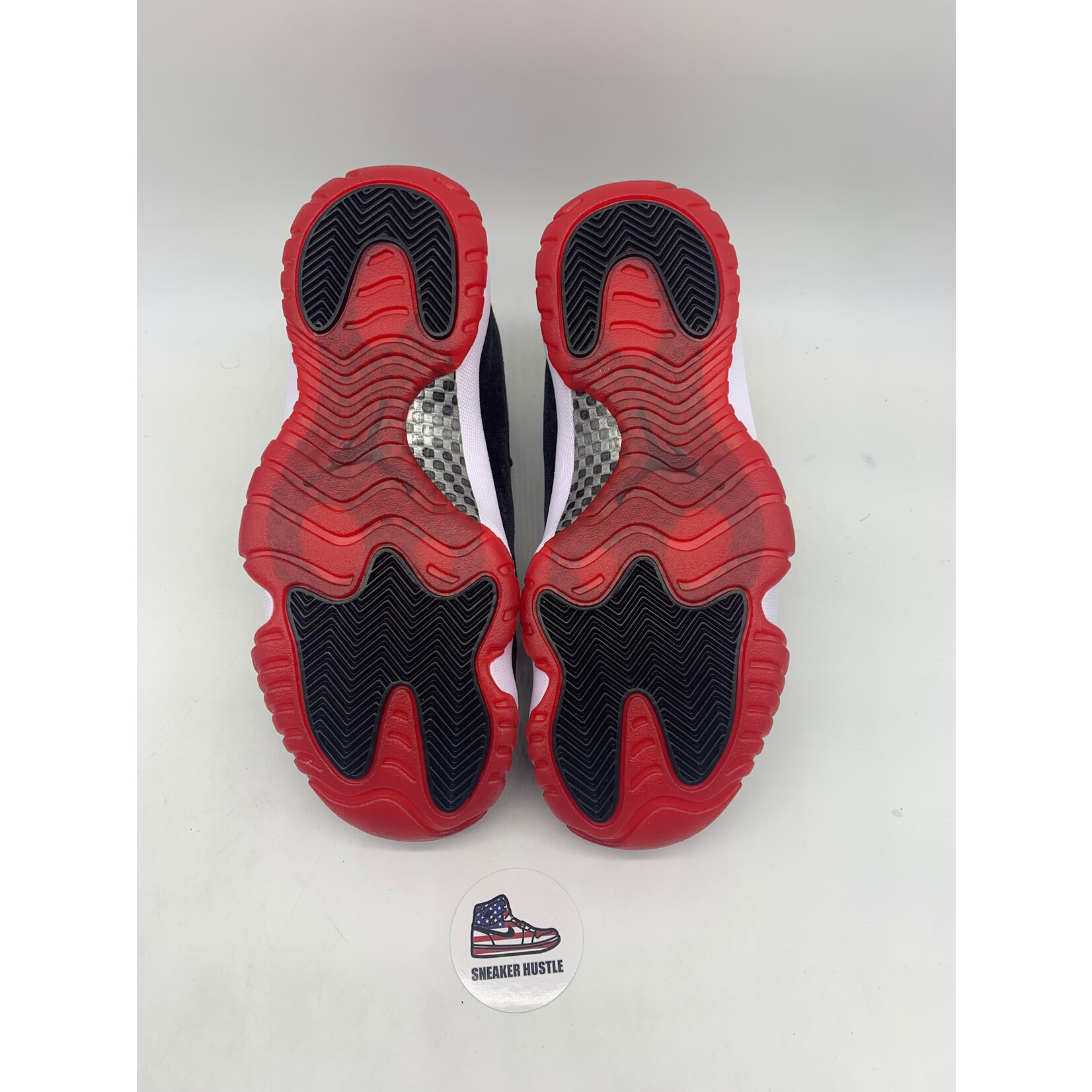 Air Jordan Jordan 11 Retro Bred Velvet (Women's)