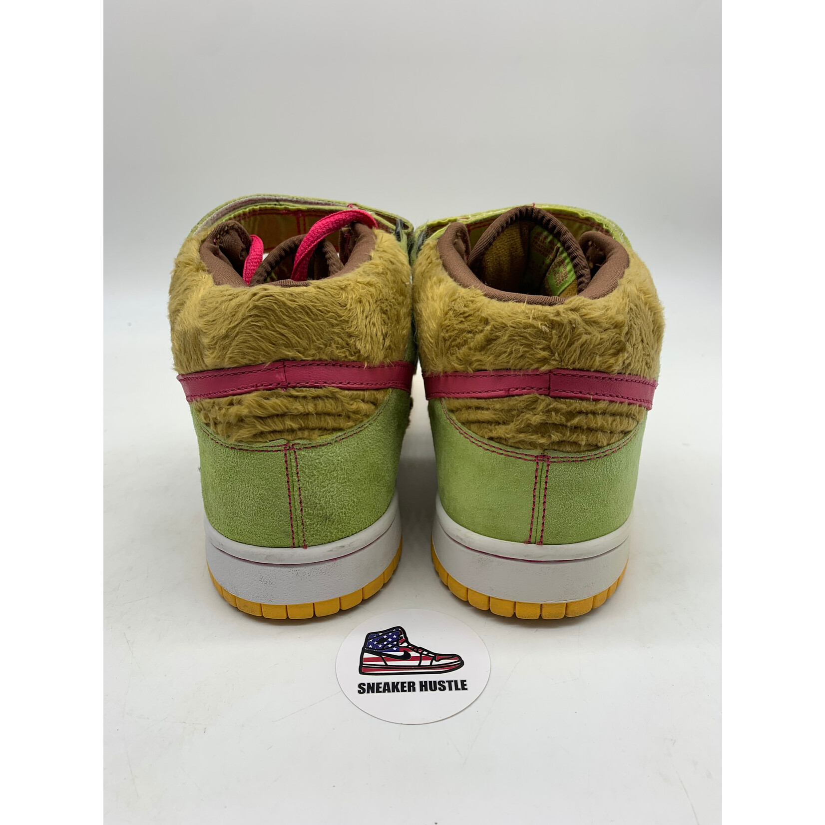 Nike SB Nike SB Dunk Mid Mama Bear