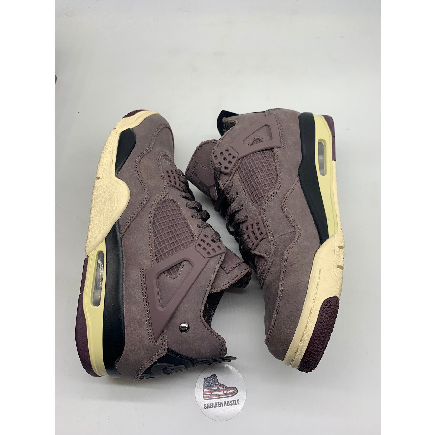 Air Jordan Jordan 4 Retro SP A Ma Maniére Violet Ore
