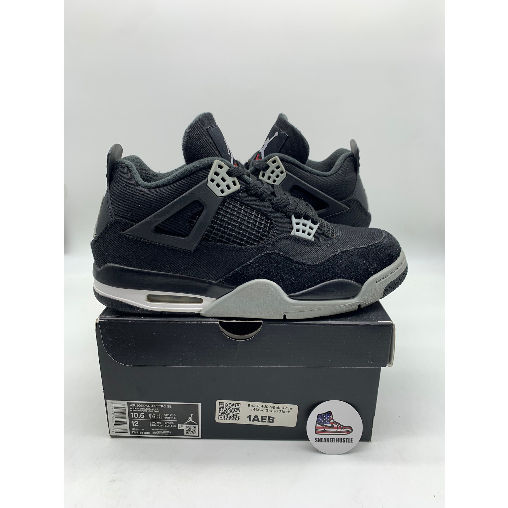 Air Jordan Jordan 4 Retro SE Black Canvas