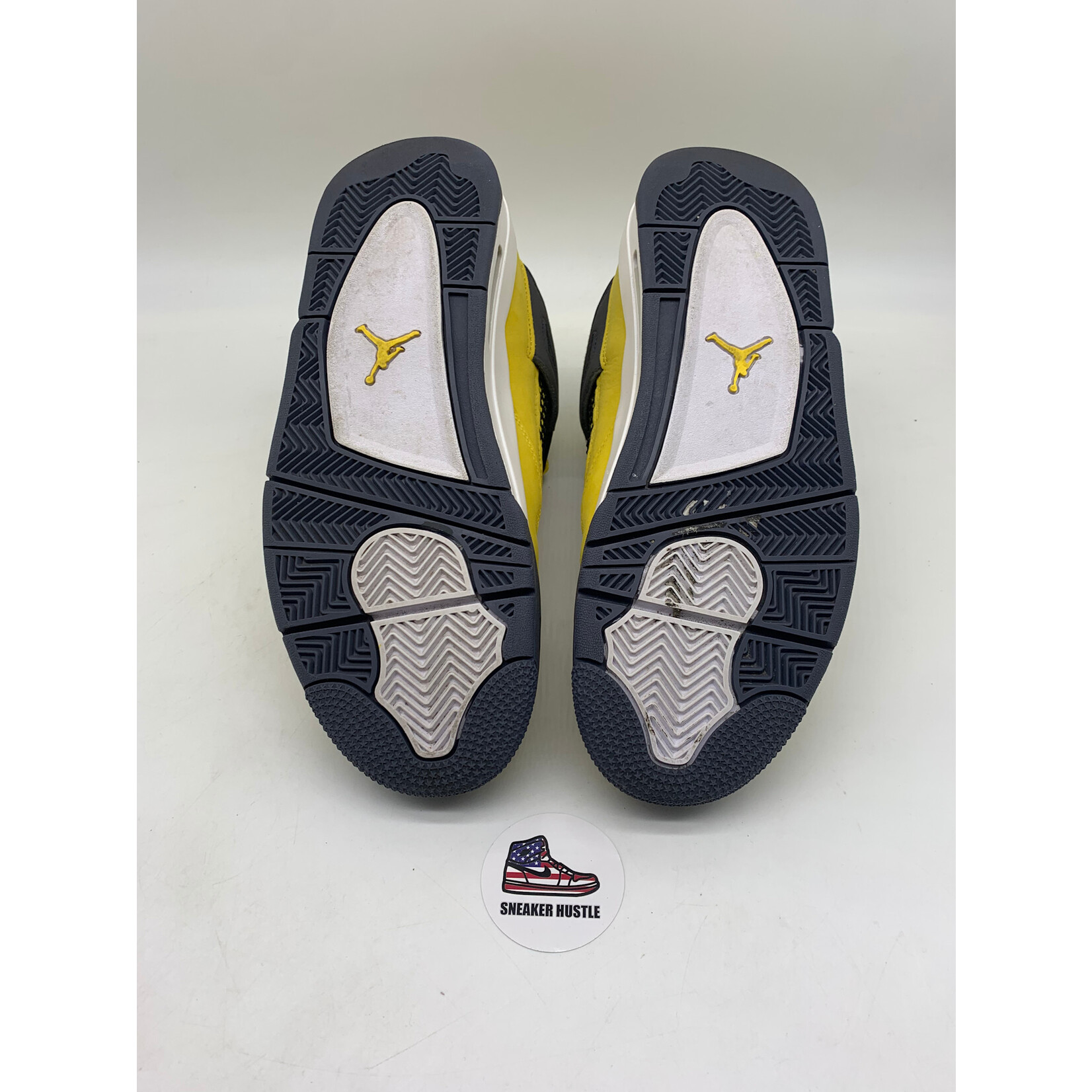 Air Jordan Jordan 4 Retro Lightning (2021)