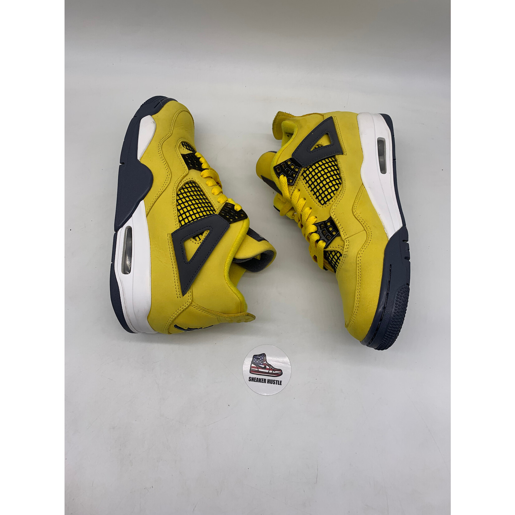 Air Jordan Jordan 4 Retro Lightning (2021)