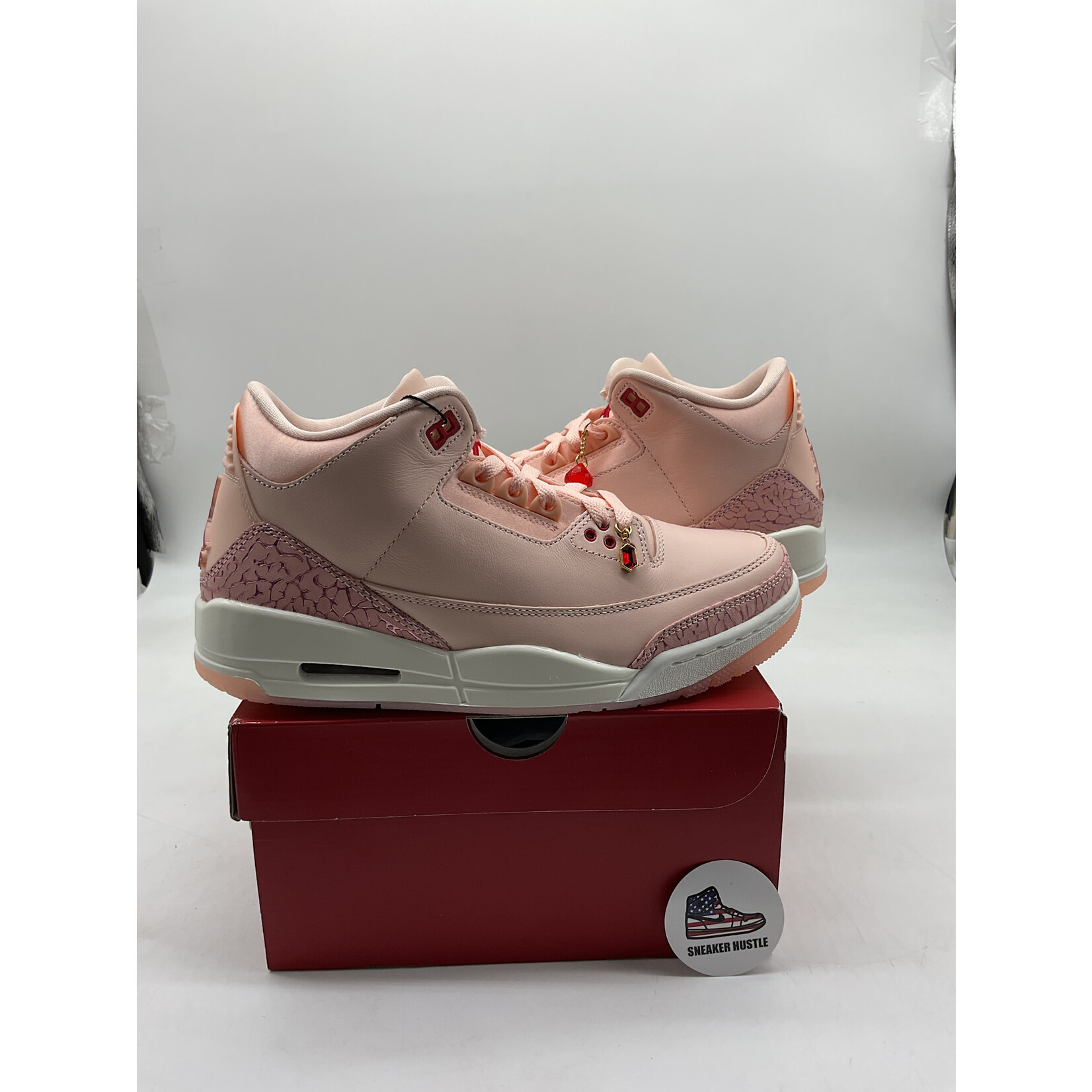 Air Jordan Jordan 3 Retro Valentine's Day Treat Yourself (2025) (Women's)