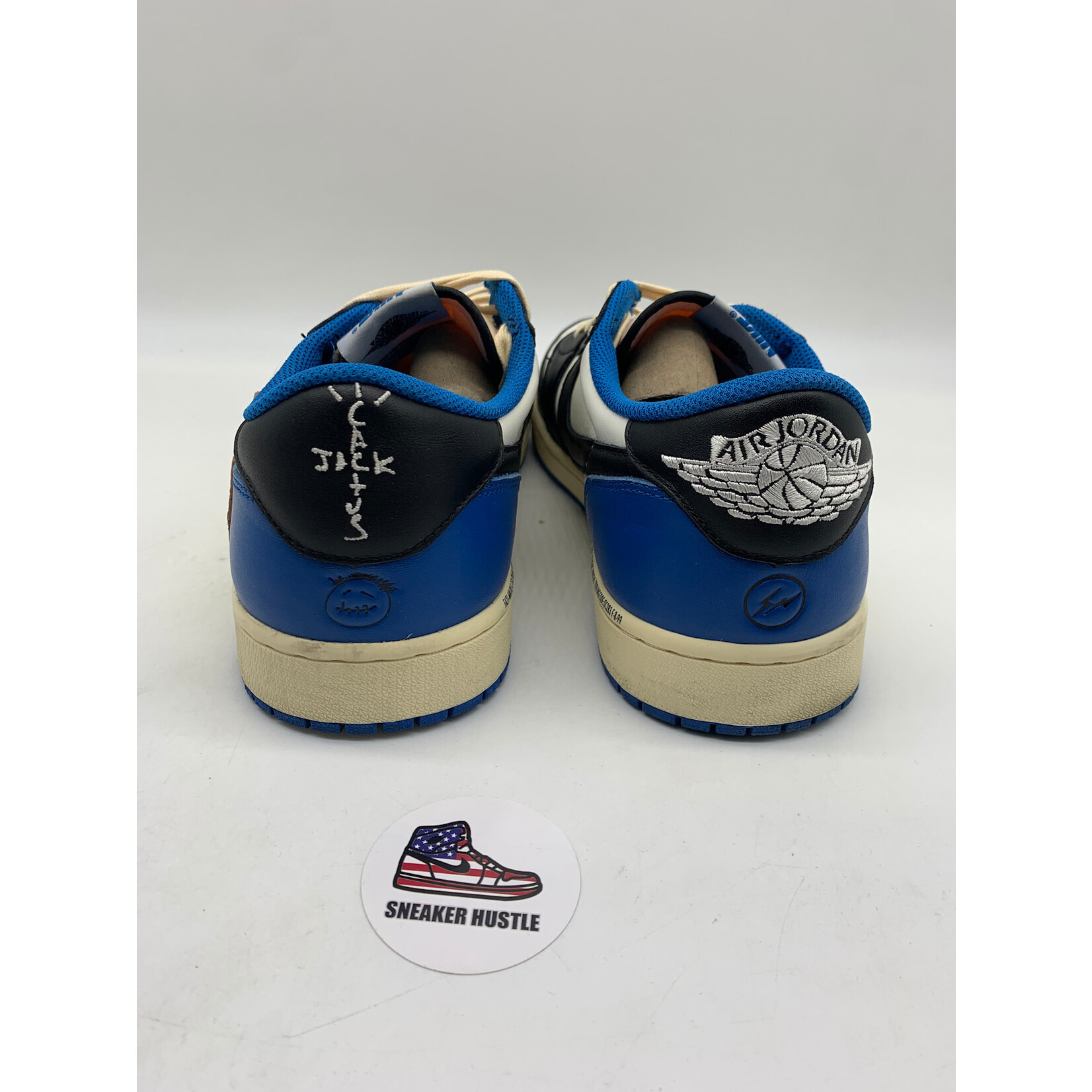 Air Jordan Jordan 1 Retro Low OG SP Fragment x Travis Scott