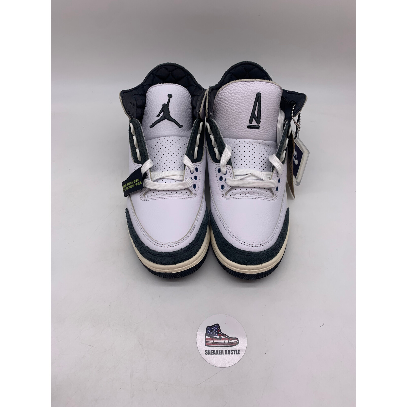 Air Jordan Jordan 3 Retro OG SP A Ma Maniére Diffused Blue