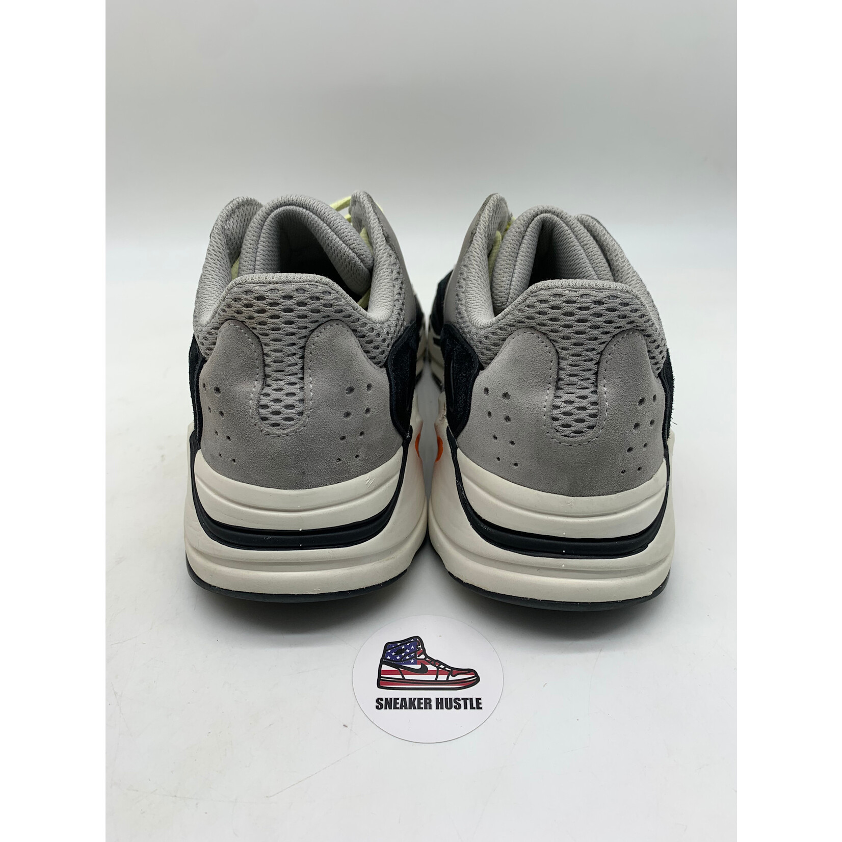 Adidas adidas Yeezy Boost 700 Wave Runner