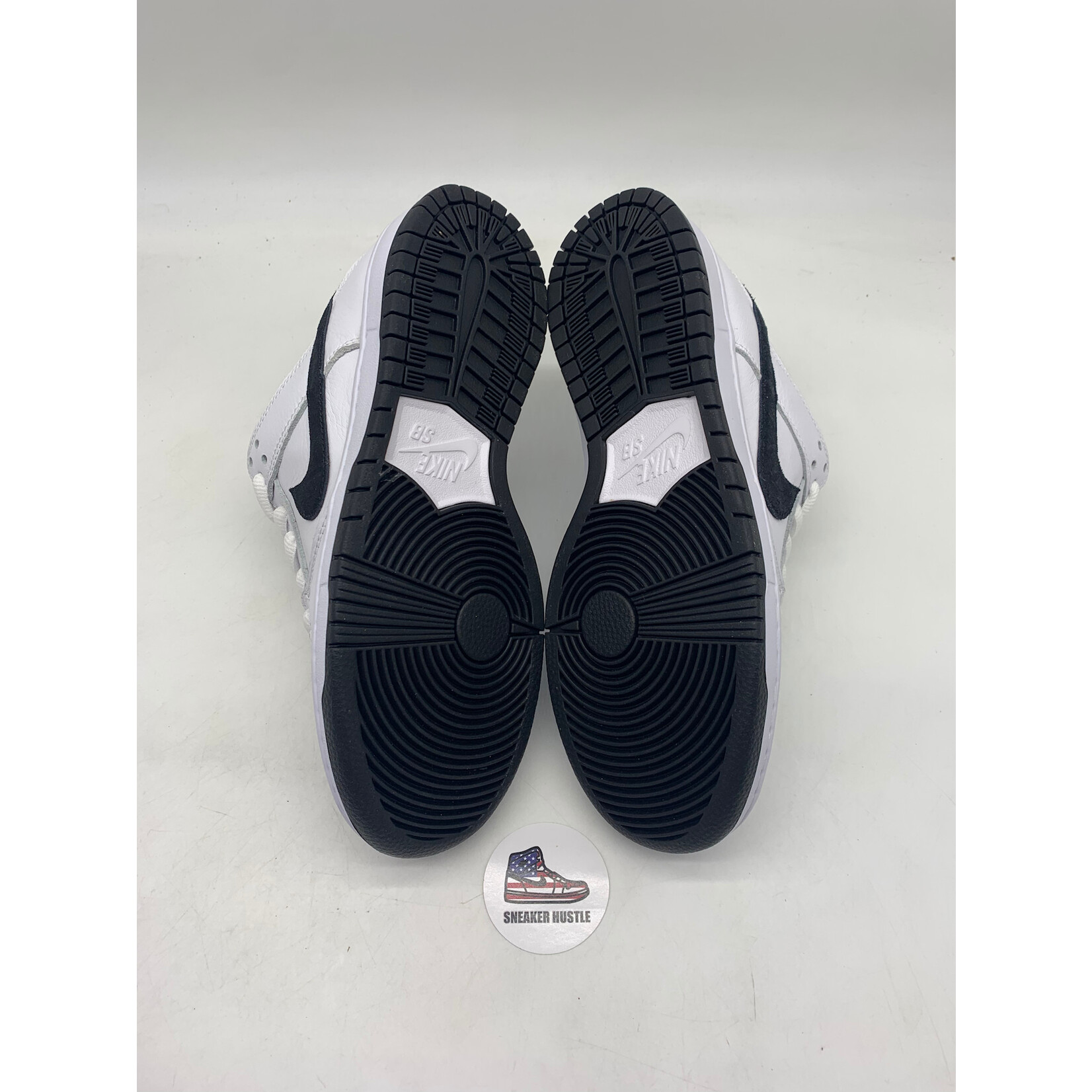 Nike SB Nike SB Dunk Low White Black