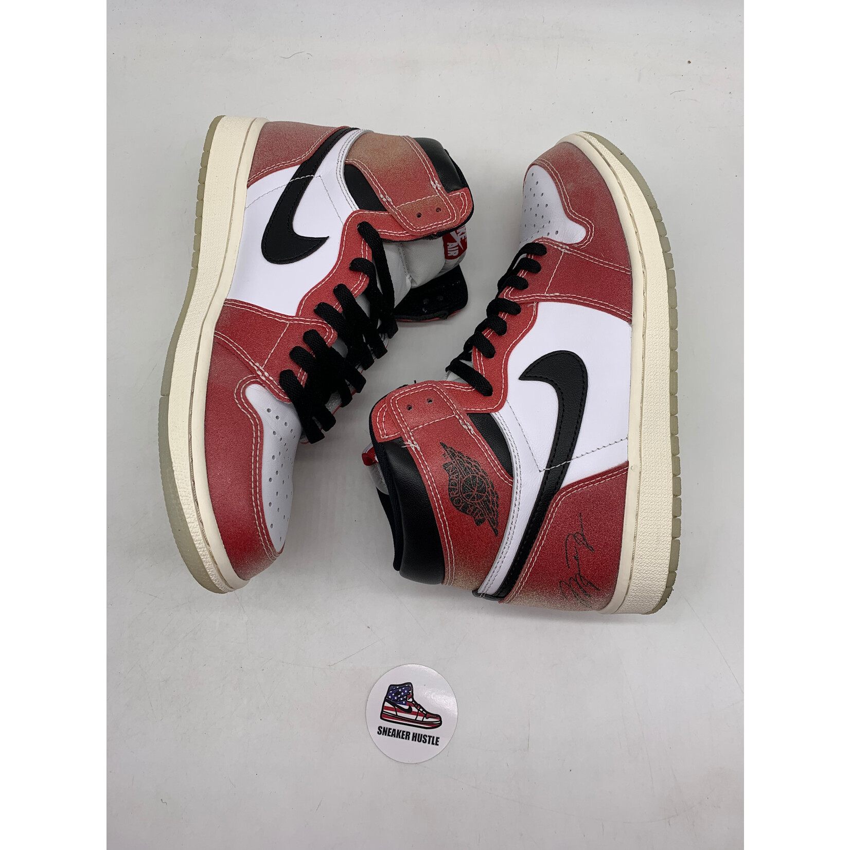 Air Jordan Jordan 1 Retro High Trophy Room Chicago (Friends and Family) (W/ Blue Laces)