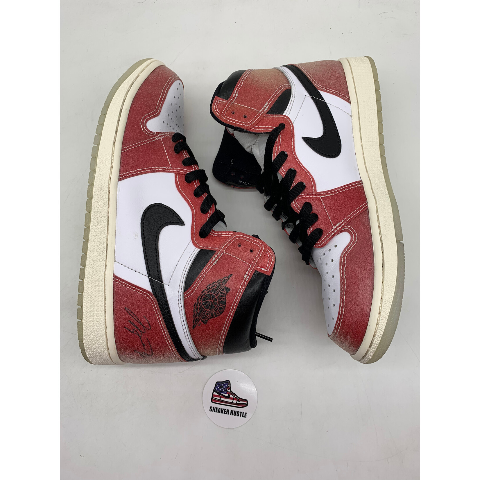 Air Jordan Jordan 1 Retro High Trophy Room Chicago (Friends and Family) (W/ Blue Laces)