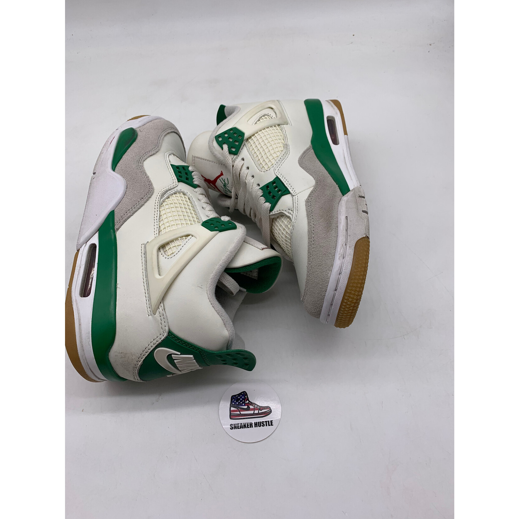 Air Jordan Jordan 4 Retro SB Pine Green