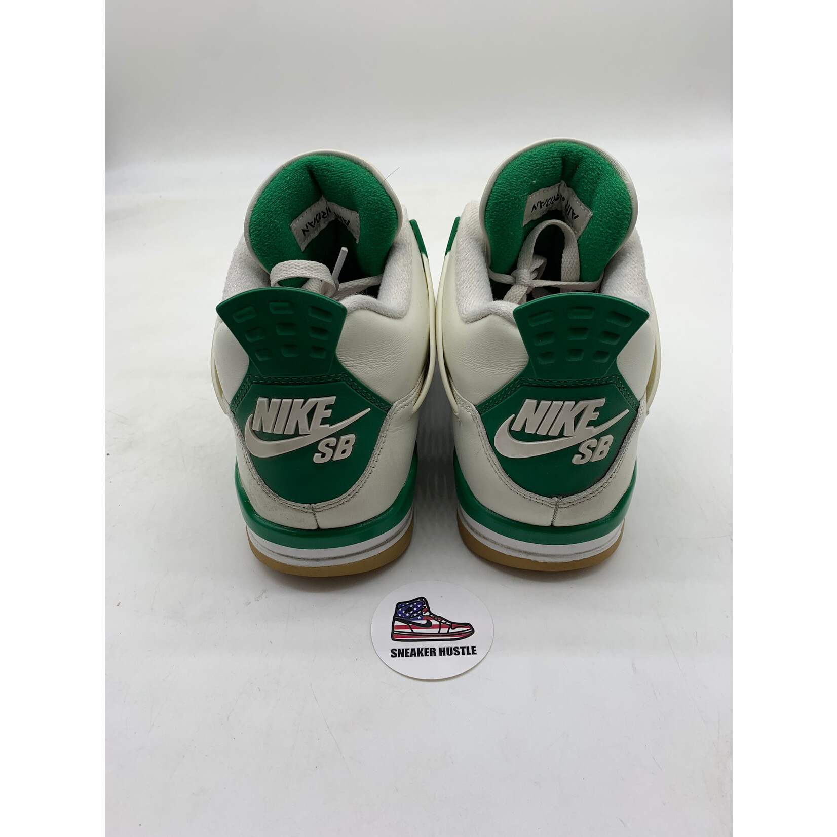 Air Jordan Jordan 4 Retro SB Pine Green