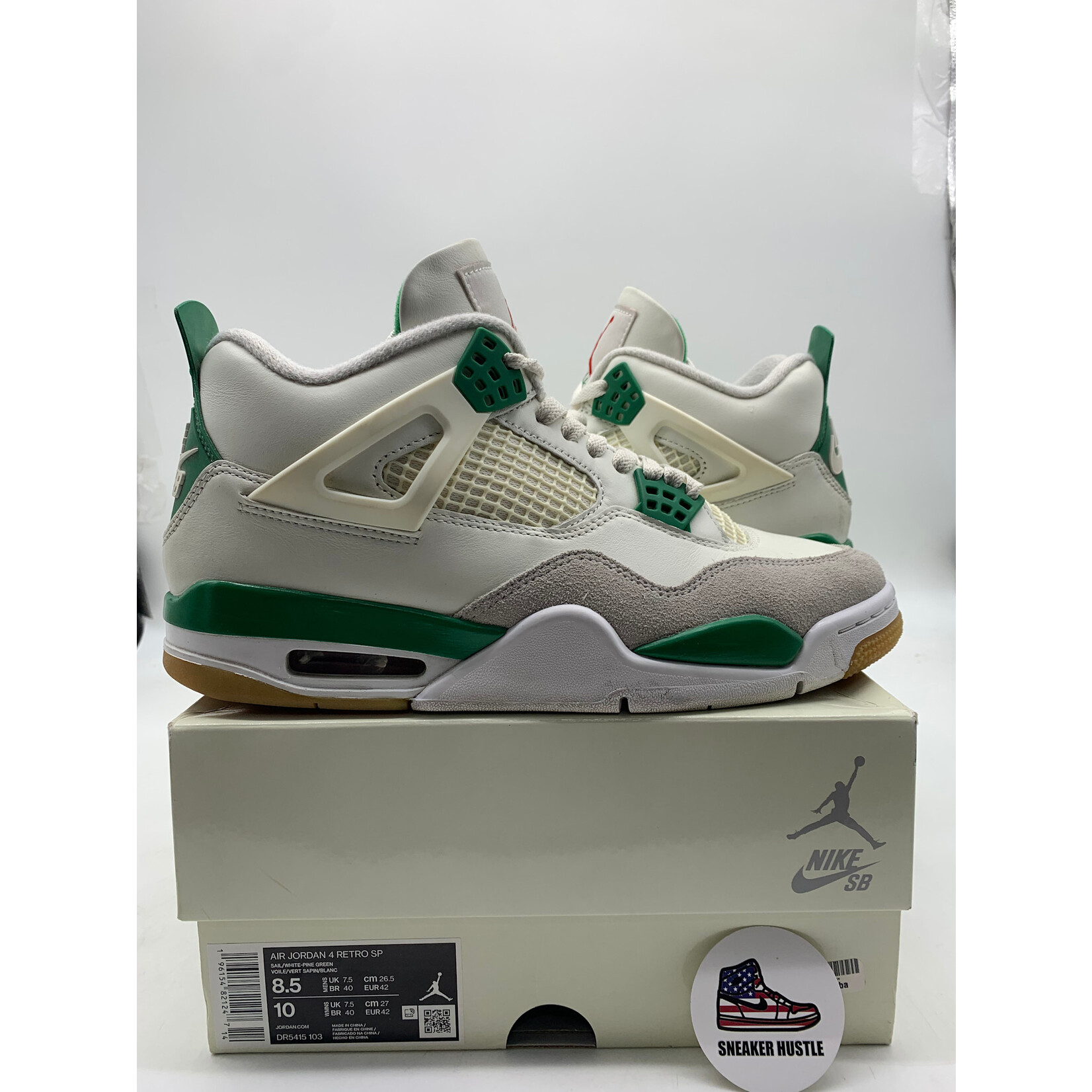 Air Jordan Jordan 4 Retro SB Pine Green