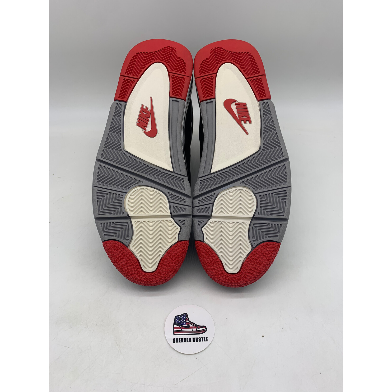 Air Jordan Jordan 4 Retro Bred (2019)