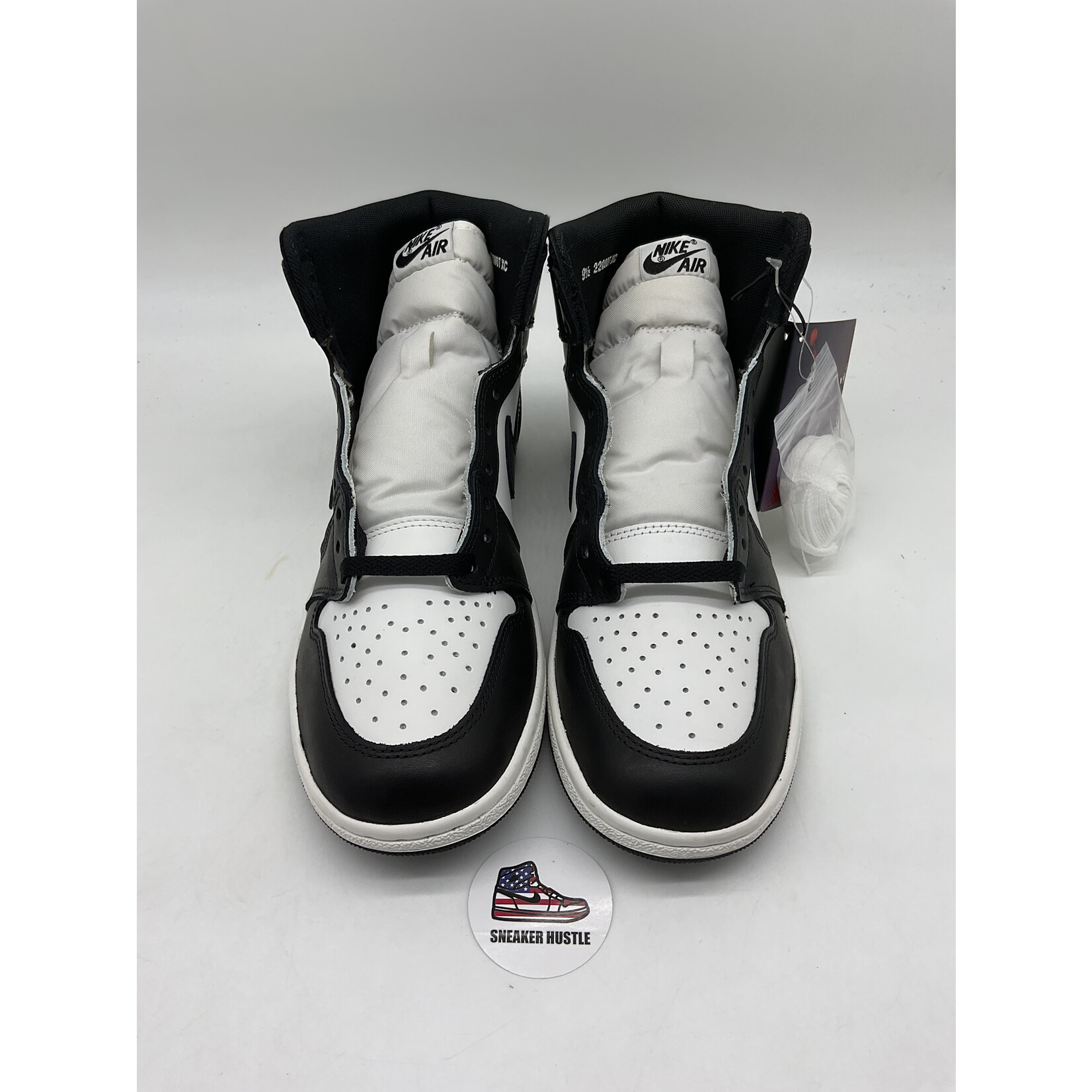 Nike Jordan 1 Retro High '85 Black White (2023)
