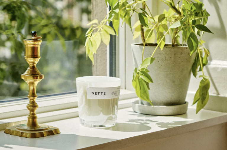 Nette Nette 7.5 oz. Fons et Origo Candle