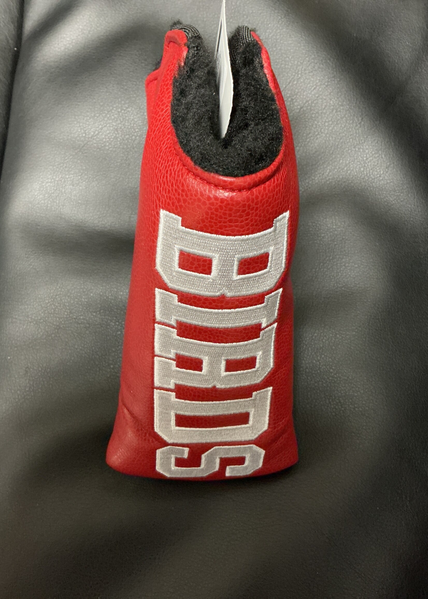 AM&E - BIRDS Red Snap-Fit Putter Cover