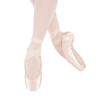 Suffolk Pointe Company Suffolk Spotlight Pointe Shoe