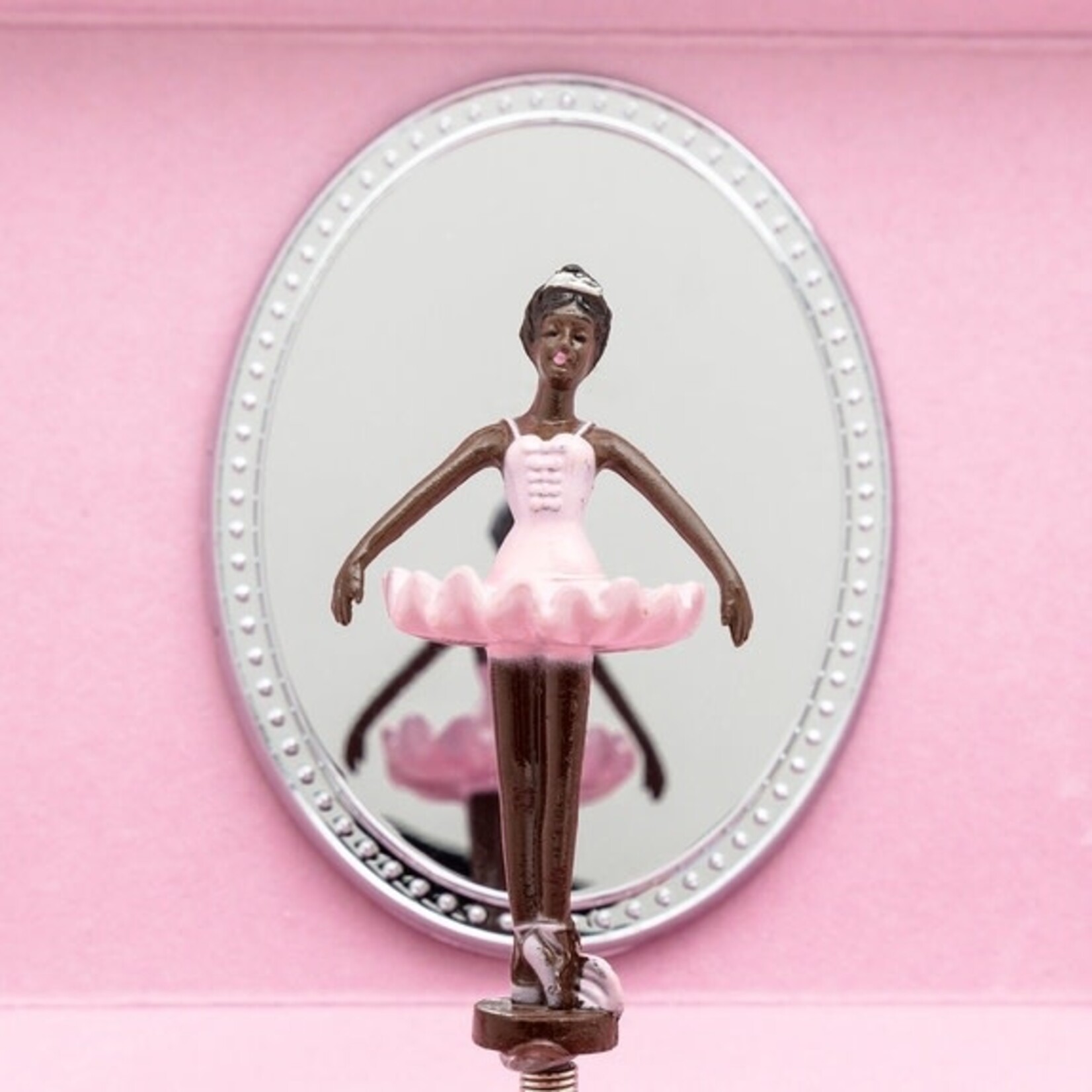 Nia Ballerina Nia Ballerina Black Ballerina Reflection Music Box