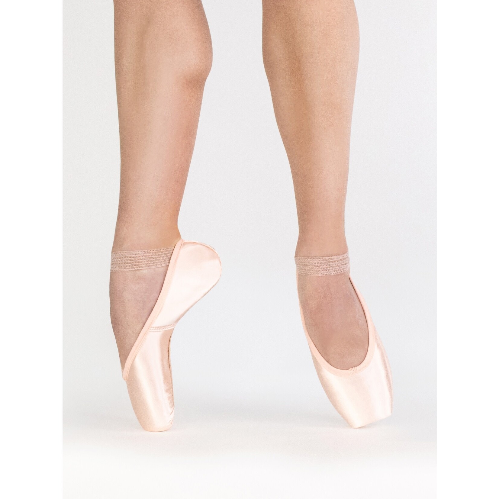Suffolk Somerset Pointe Shoe