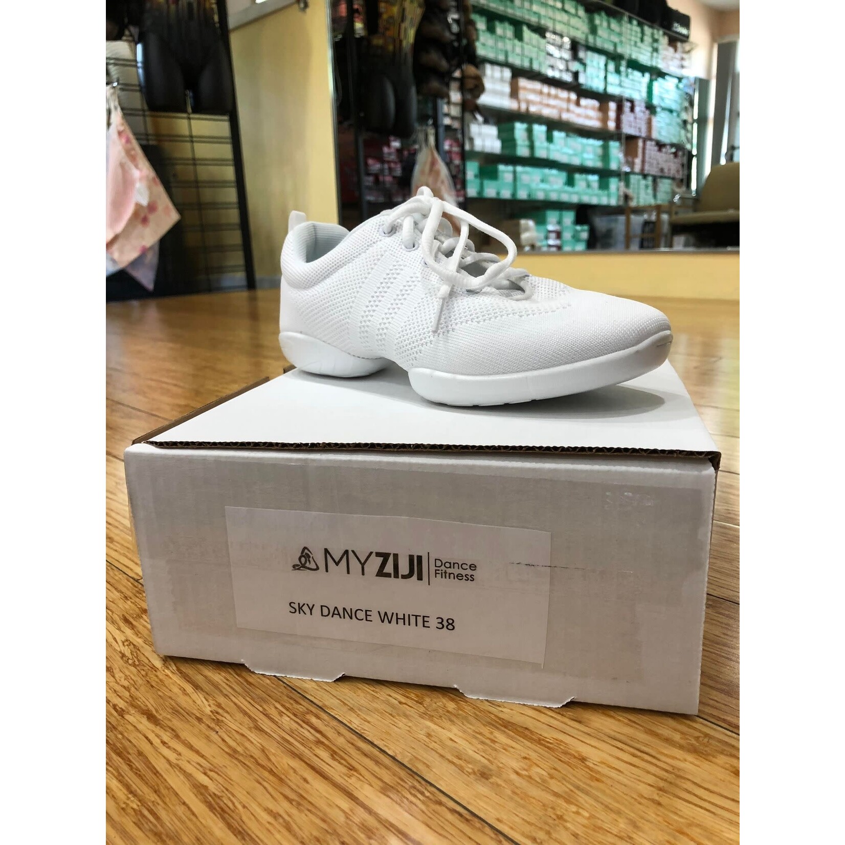 MyZiji Sky Dance Sneaker