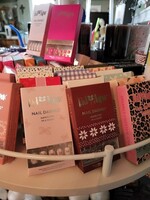Red Aspen Premium Nail Dash