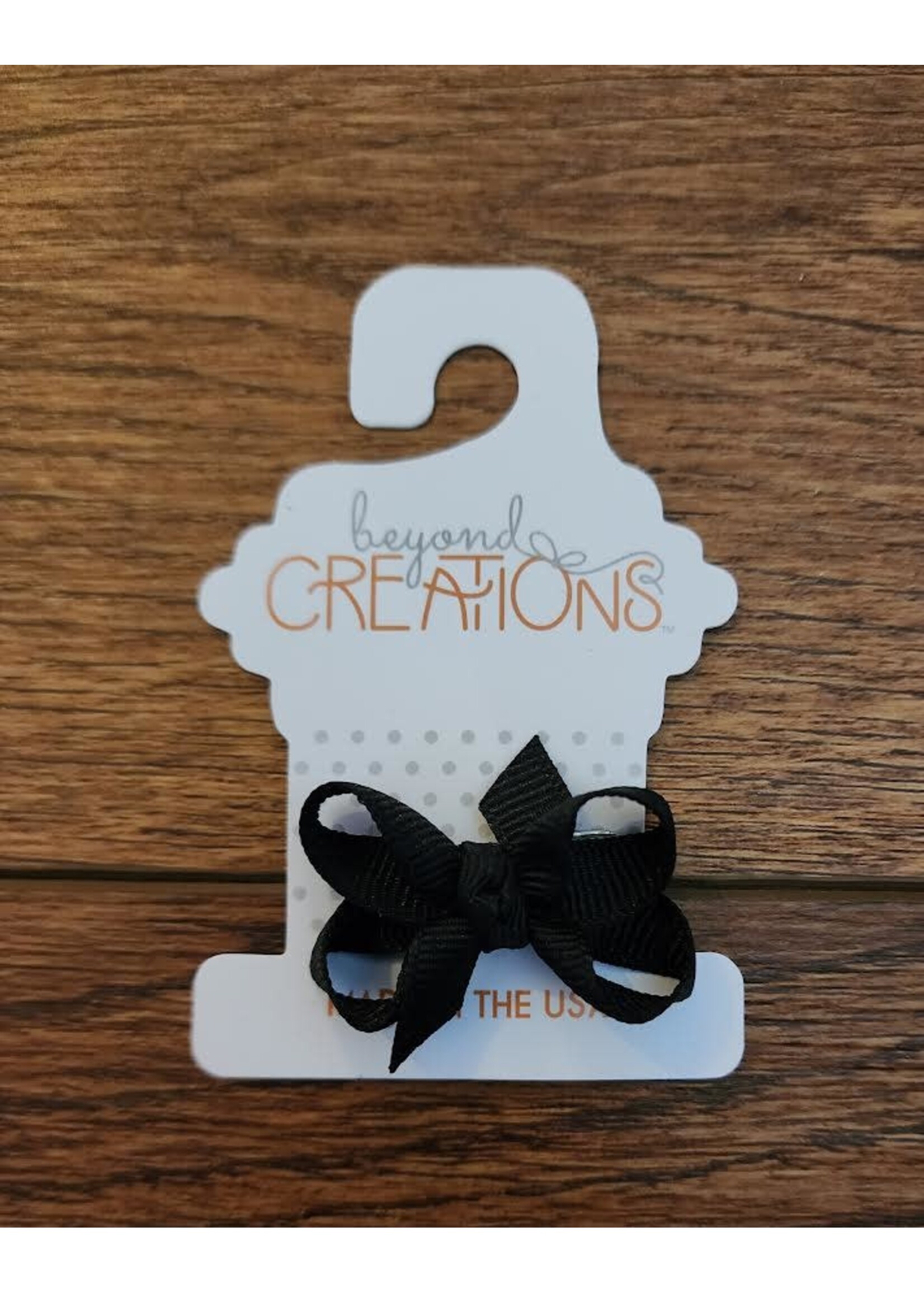 Beyond Creations Infant 1.5" Grosgrain Bow on Clip