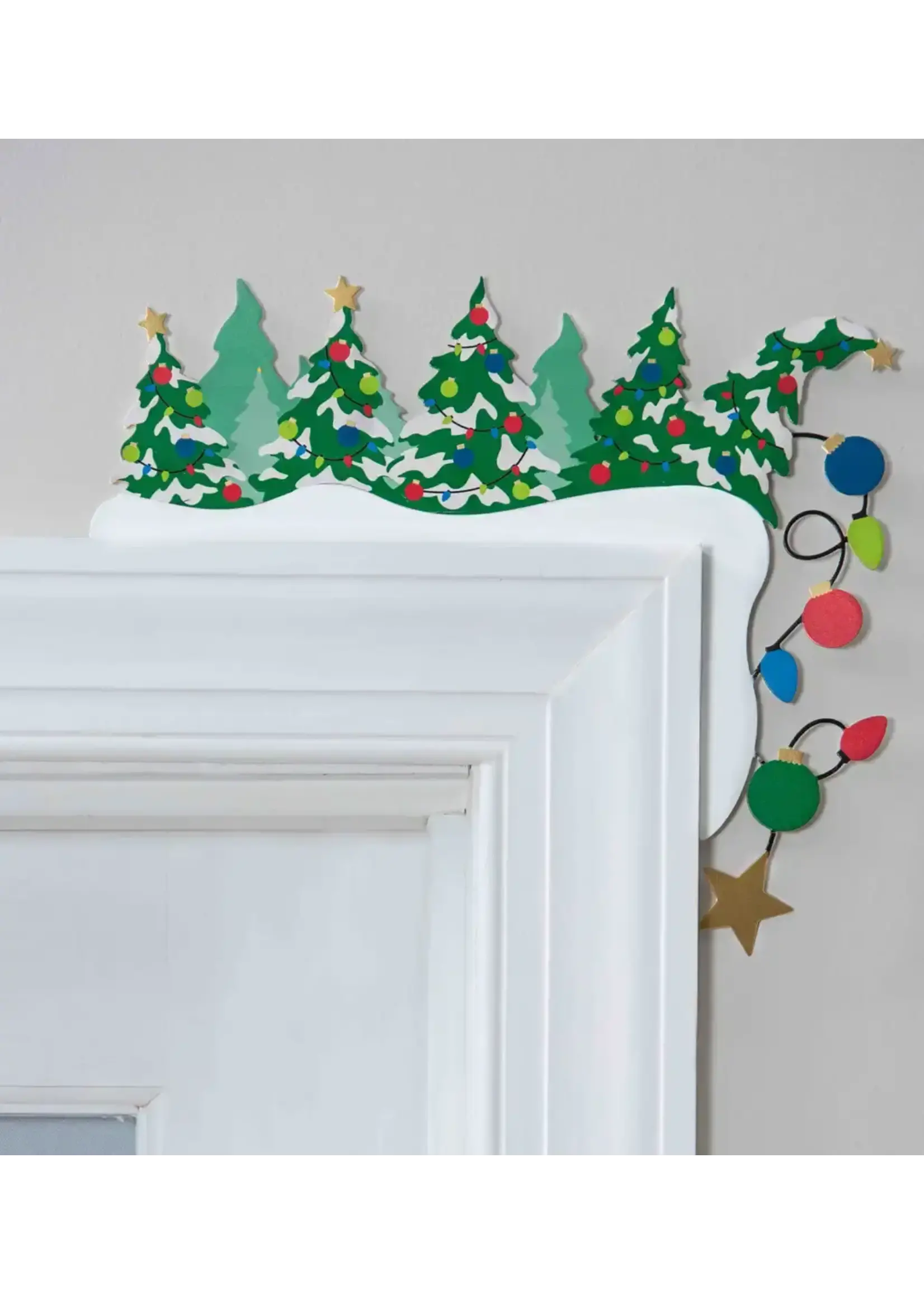 Evergreen Metal Door Frame Décor, Christmas Tree