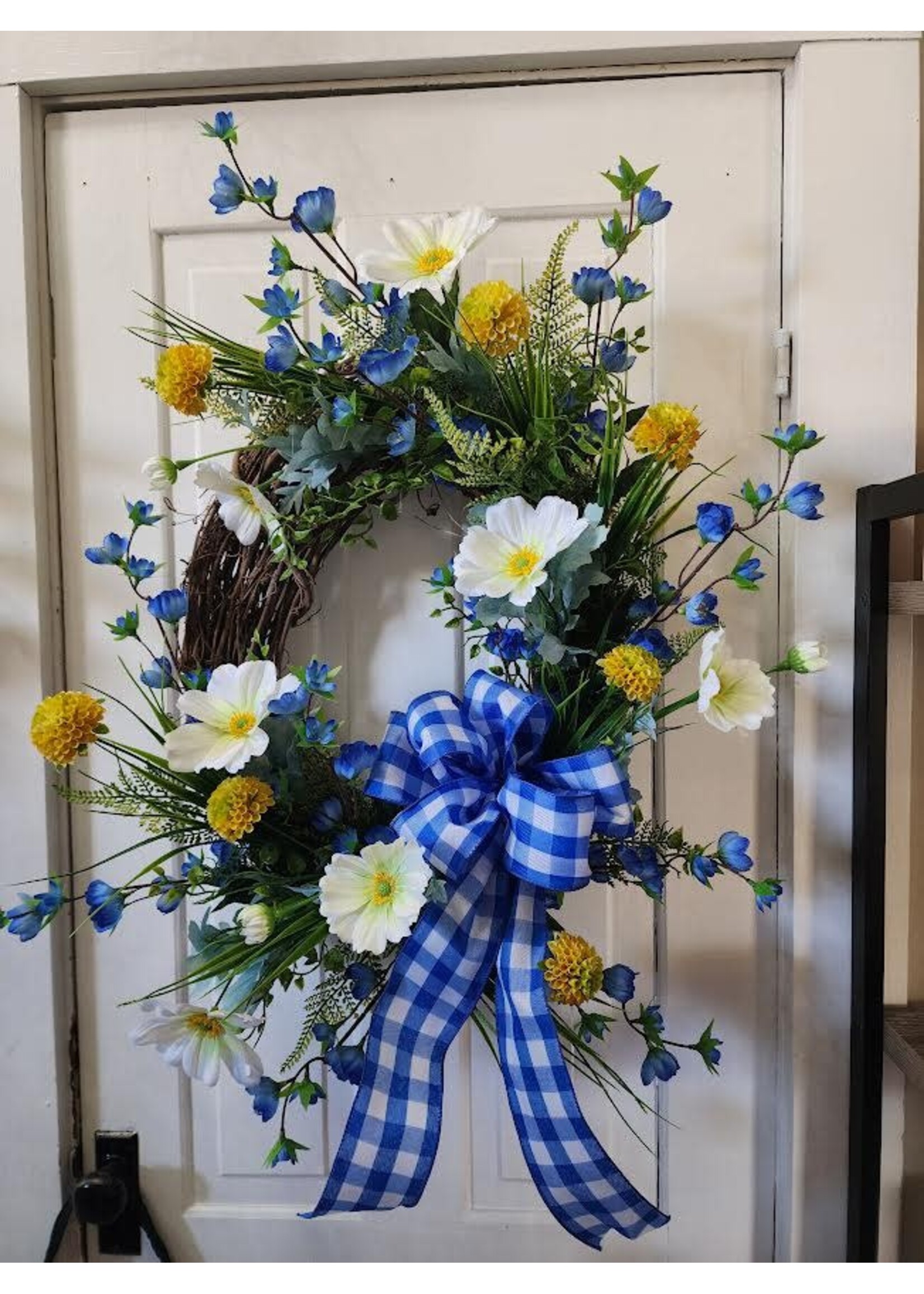 Gary's Wholesale Yellow & Blue Spring Wreath