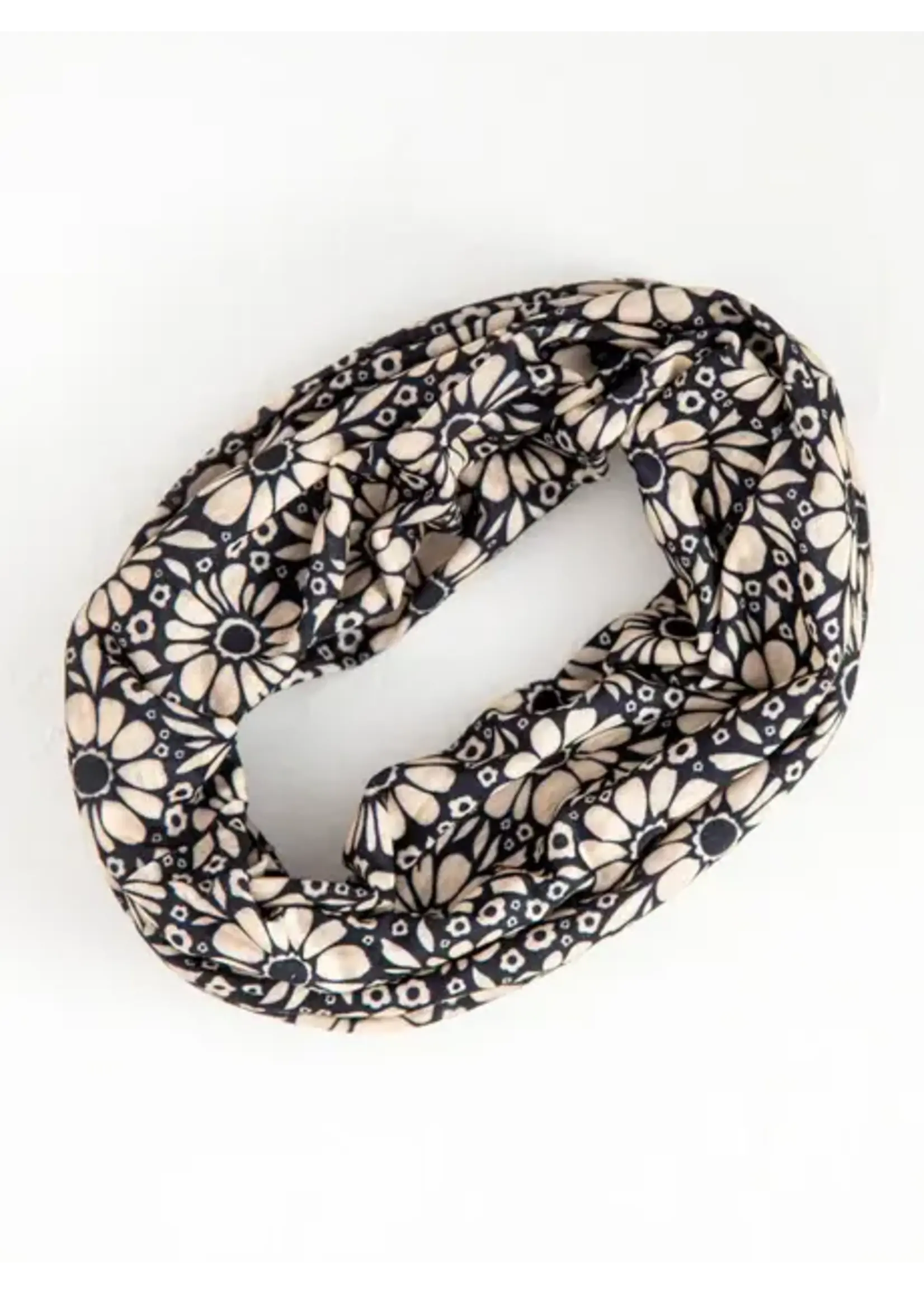 Natural Life Natural Life Full Boho Bandeau® Headband - Black White Daisies
