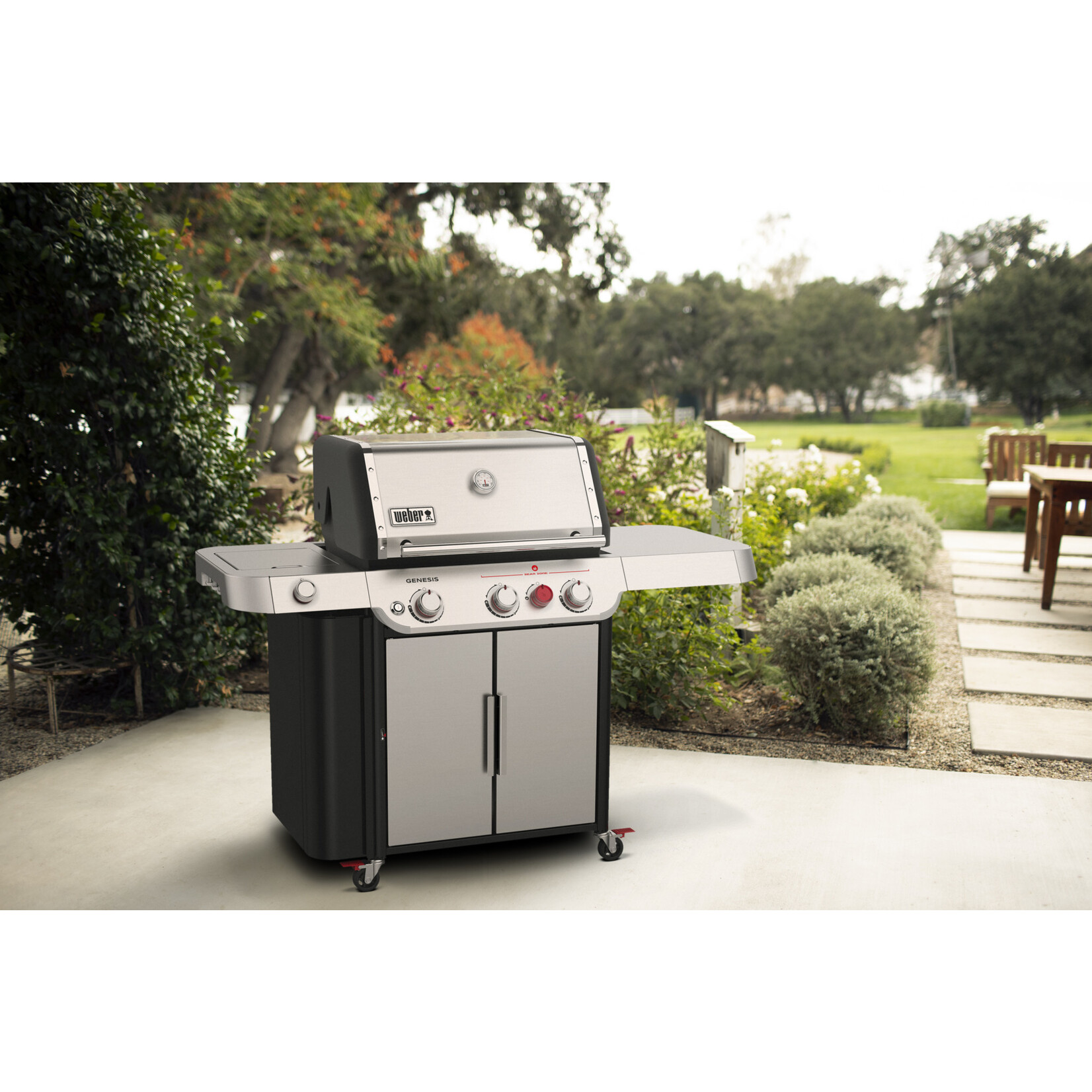Weber Genesis S-335 LP SS (Clearout - Save $359)