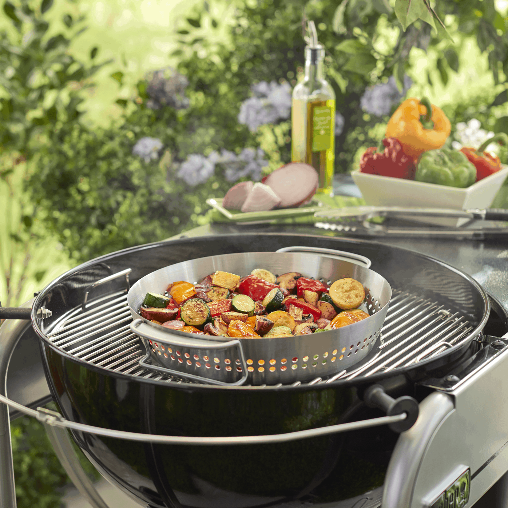 Weber Poultry Roaster - Gourmet BBQ System { BIN WE7 - 4 }