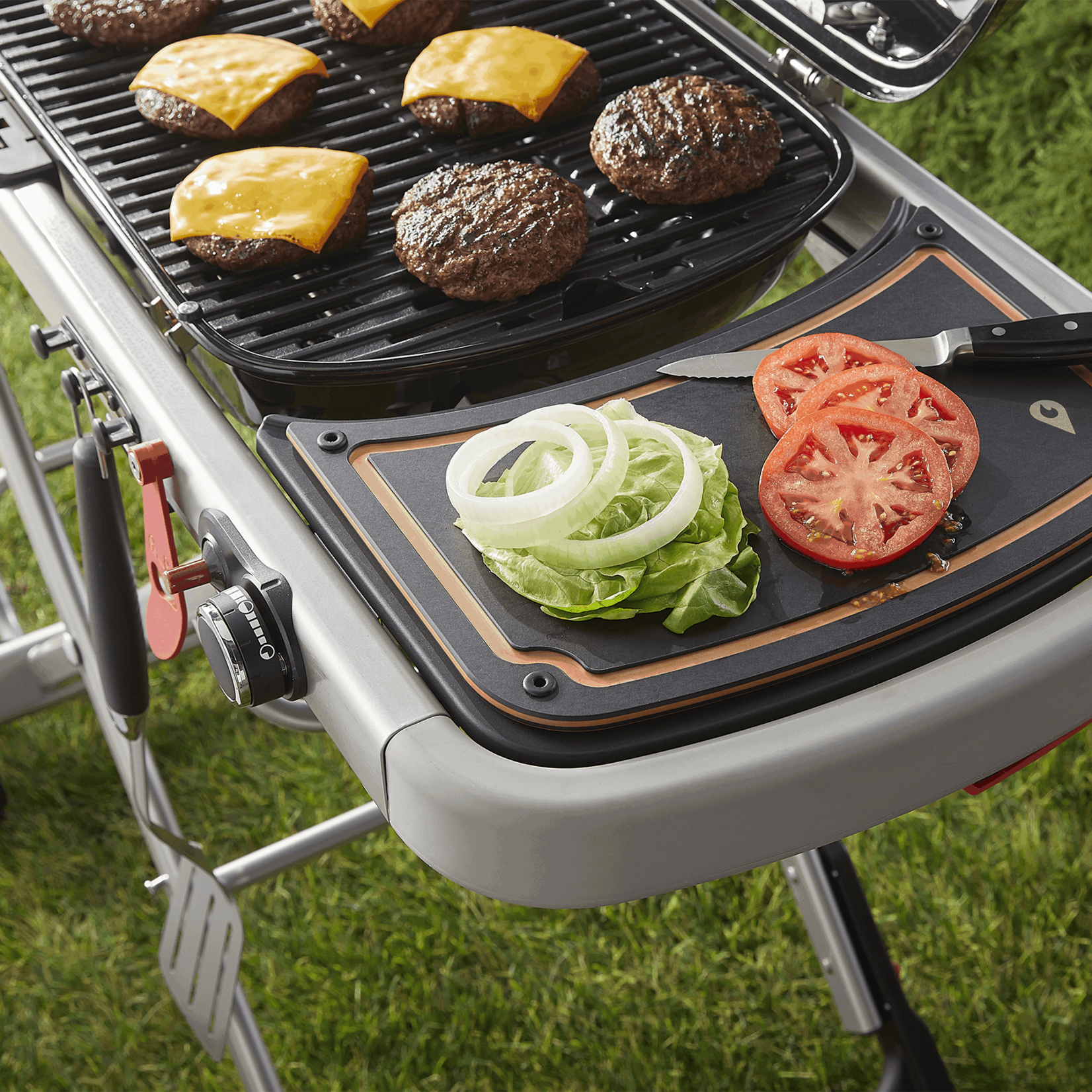 Weber Traveler Reversible Prep & Serve {BIN WE4 - 5}