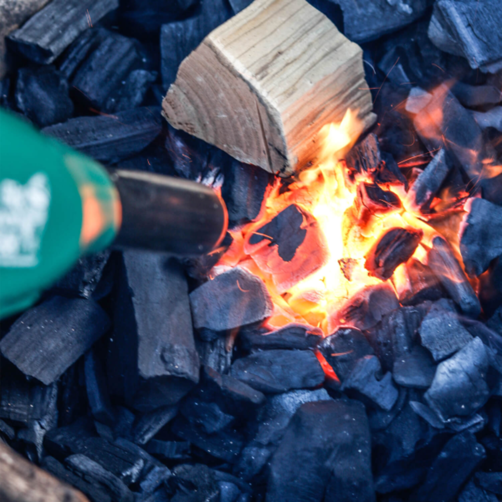 Green Egg Canadian Maple Charcoal