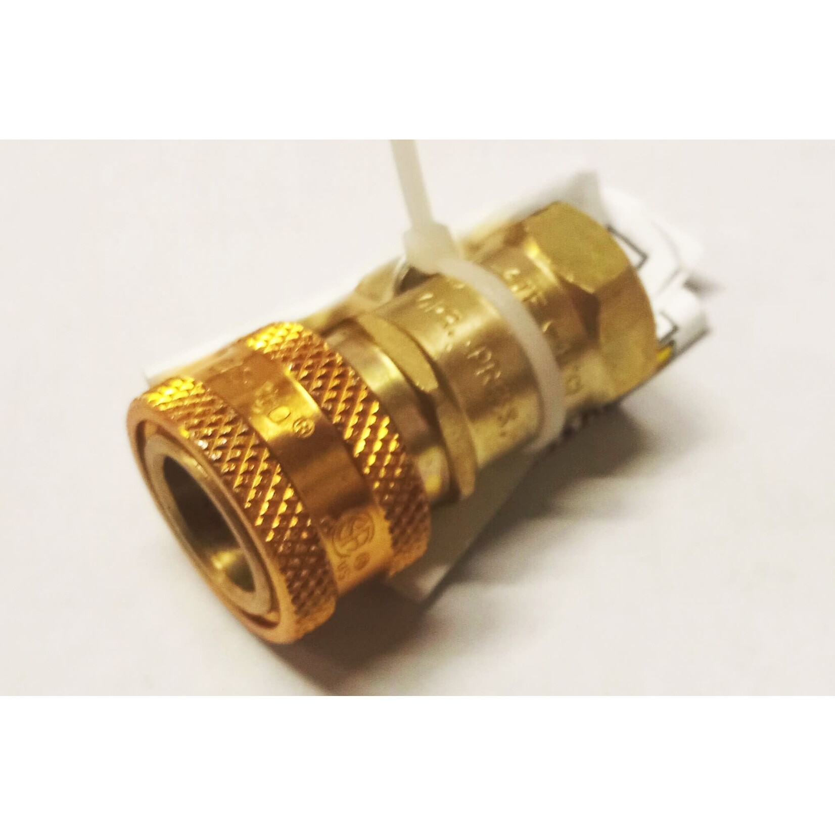 Fairview QD 3/8 Female Coupler QD-GMC6-6F