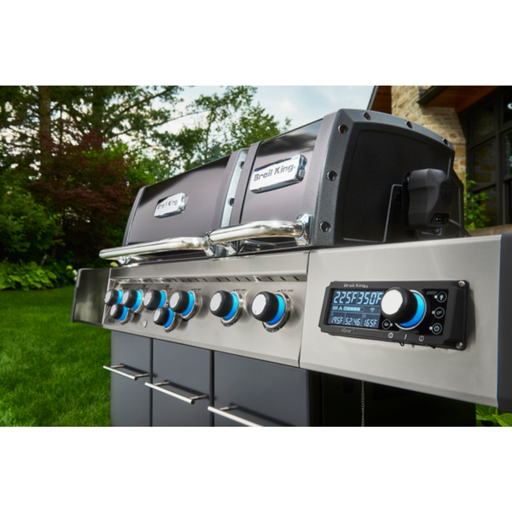 Broil King Regal™ Q 690 Pro IR LP
