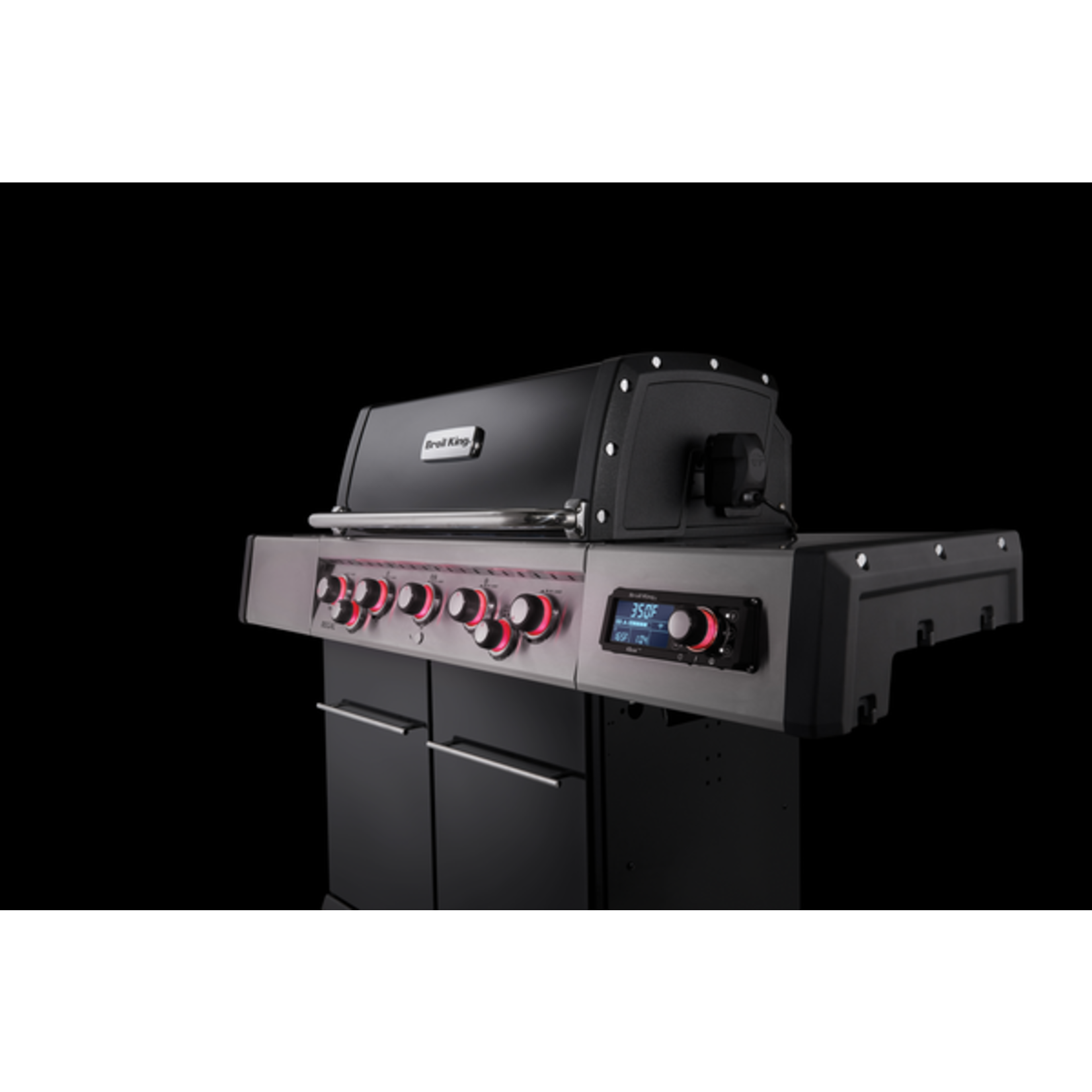 Broil King Regal™ Q 590 Pro IR LP (Save $200.00)