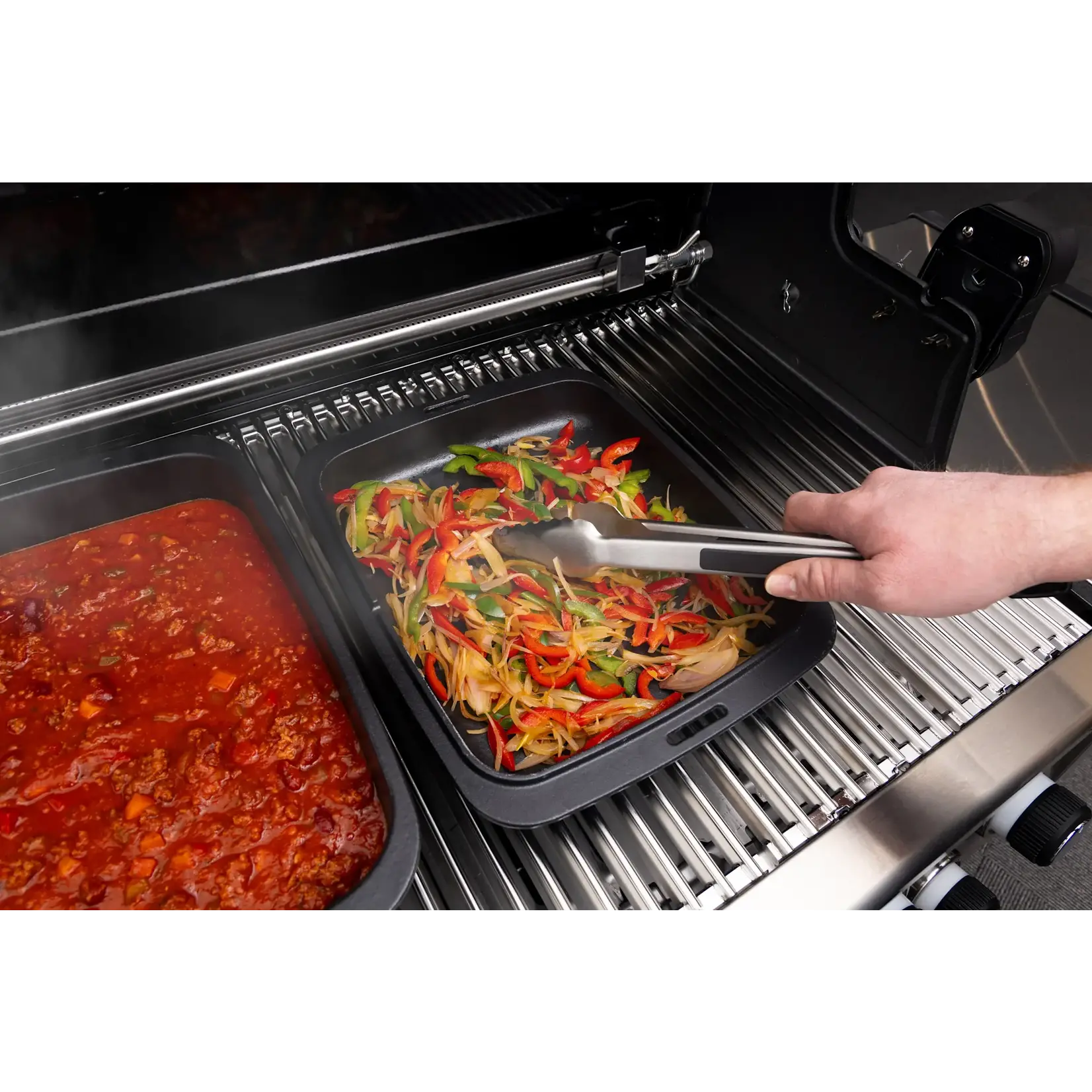 Broil King Cast Iron Dutch Oven