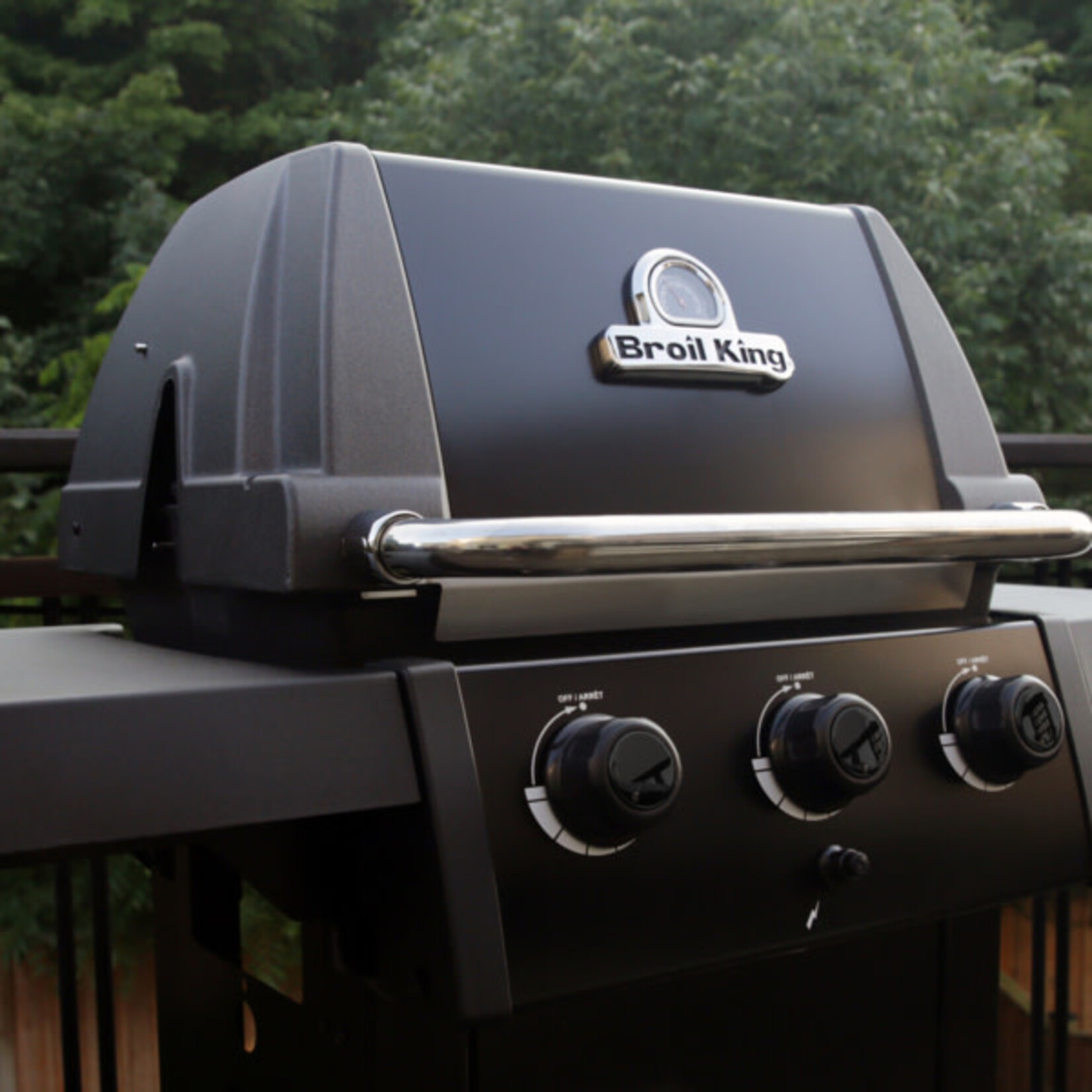 Broil King Royal 320 Shadow - NG (Broil King Spring 2026 - Save $50.00)