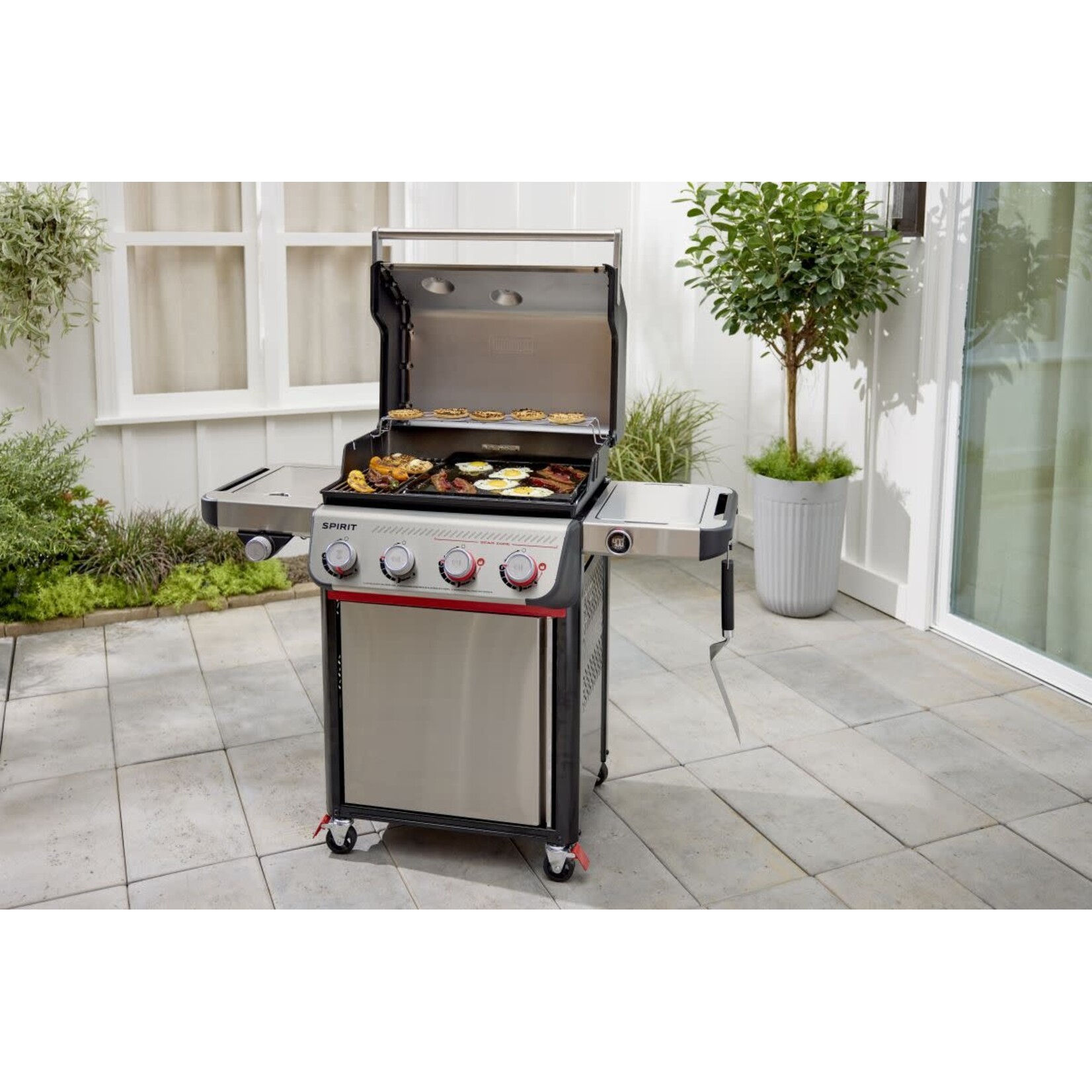 Weber Spirit SPX-435 LP SS (Weber Spirit Spring 2026 - Save $50.00)