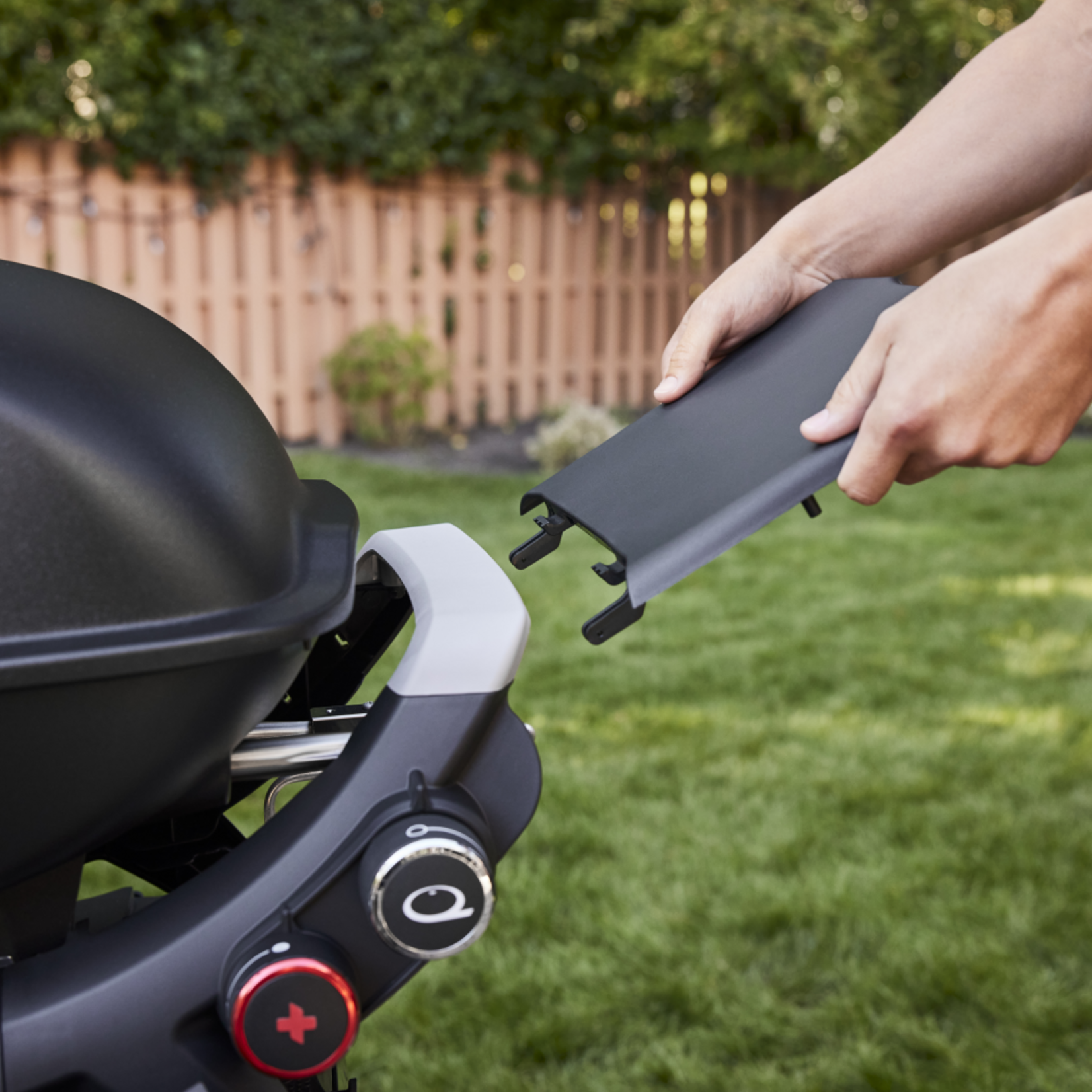 Weber Q 2800N+ Flame Red