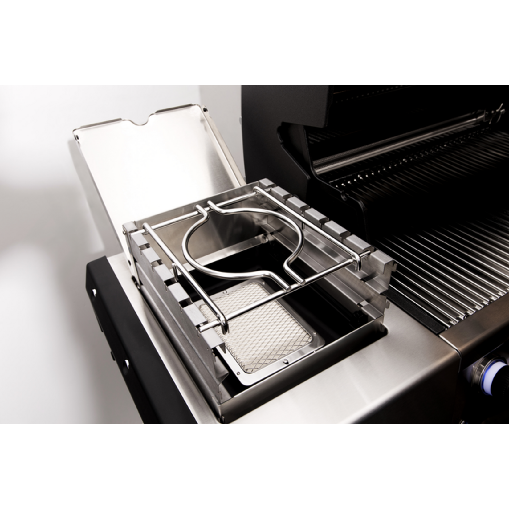 Broil King IR Windshield (4)