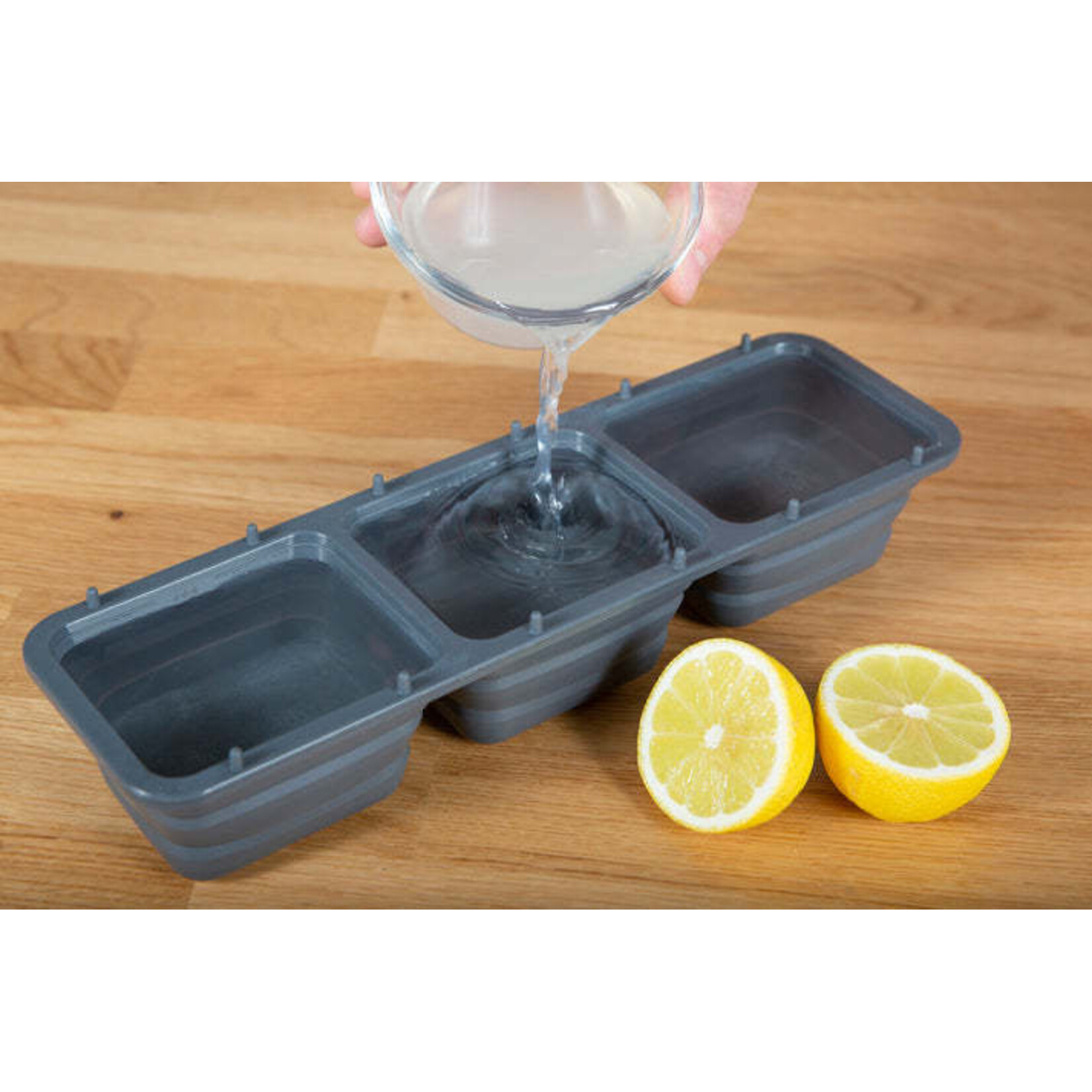 Broil King Ice Grill Brush- SS & Resin {6}