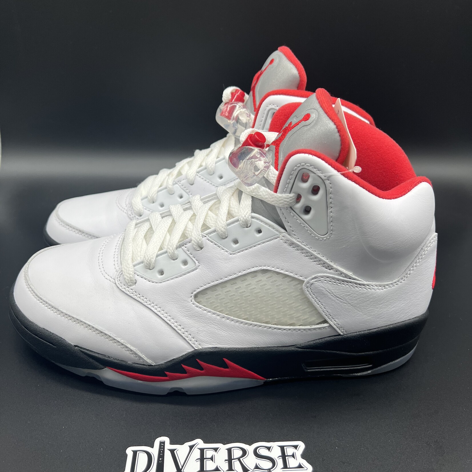 Jordan 5 Fire Red