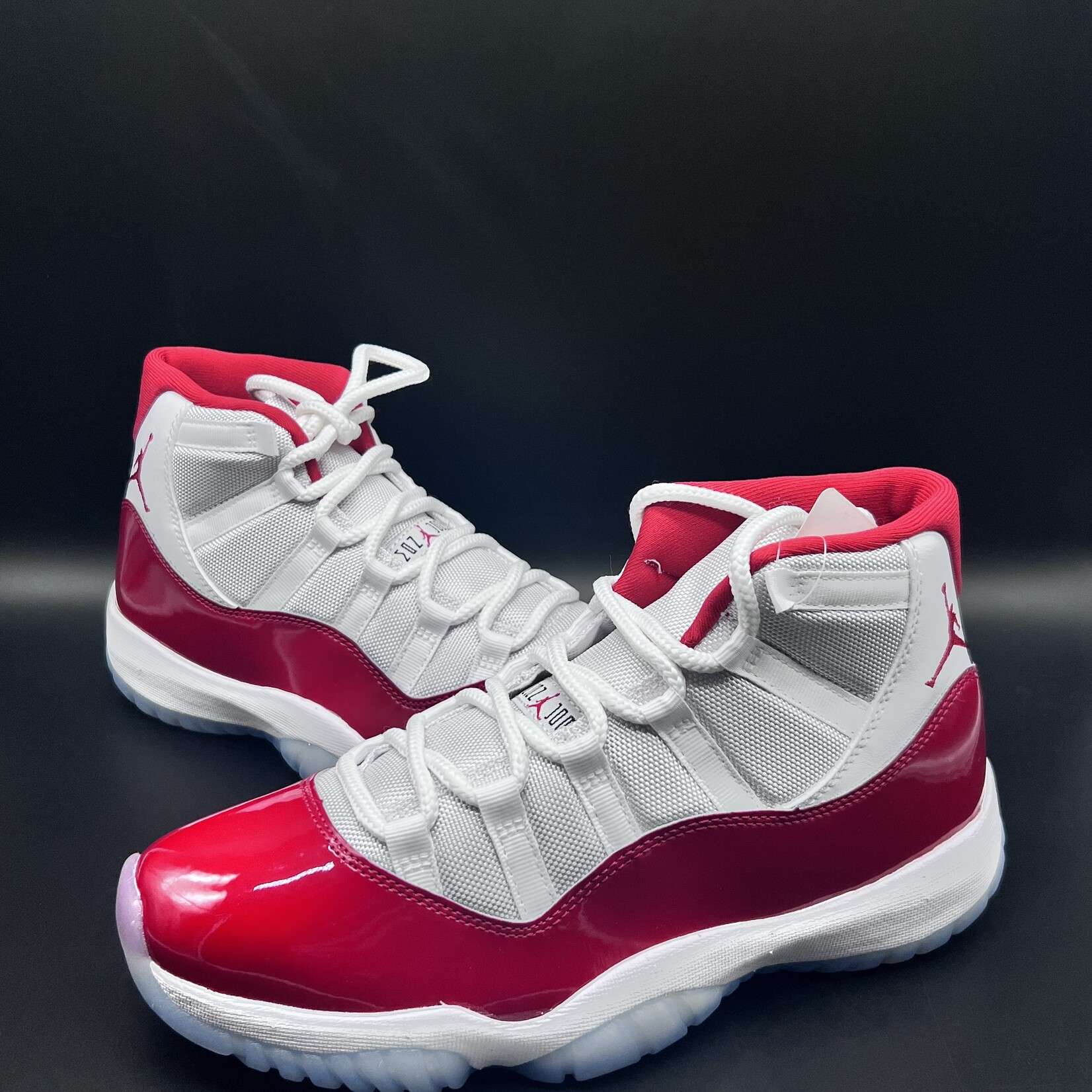 Jordan 11 Retro Cherry (2022)