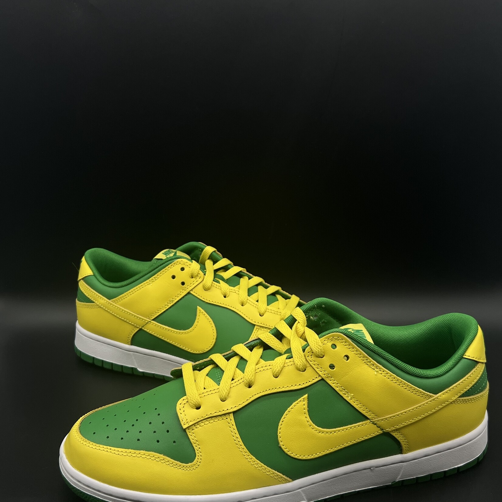 Nike Dunk Low Reverse Brazil