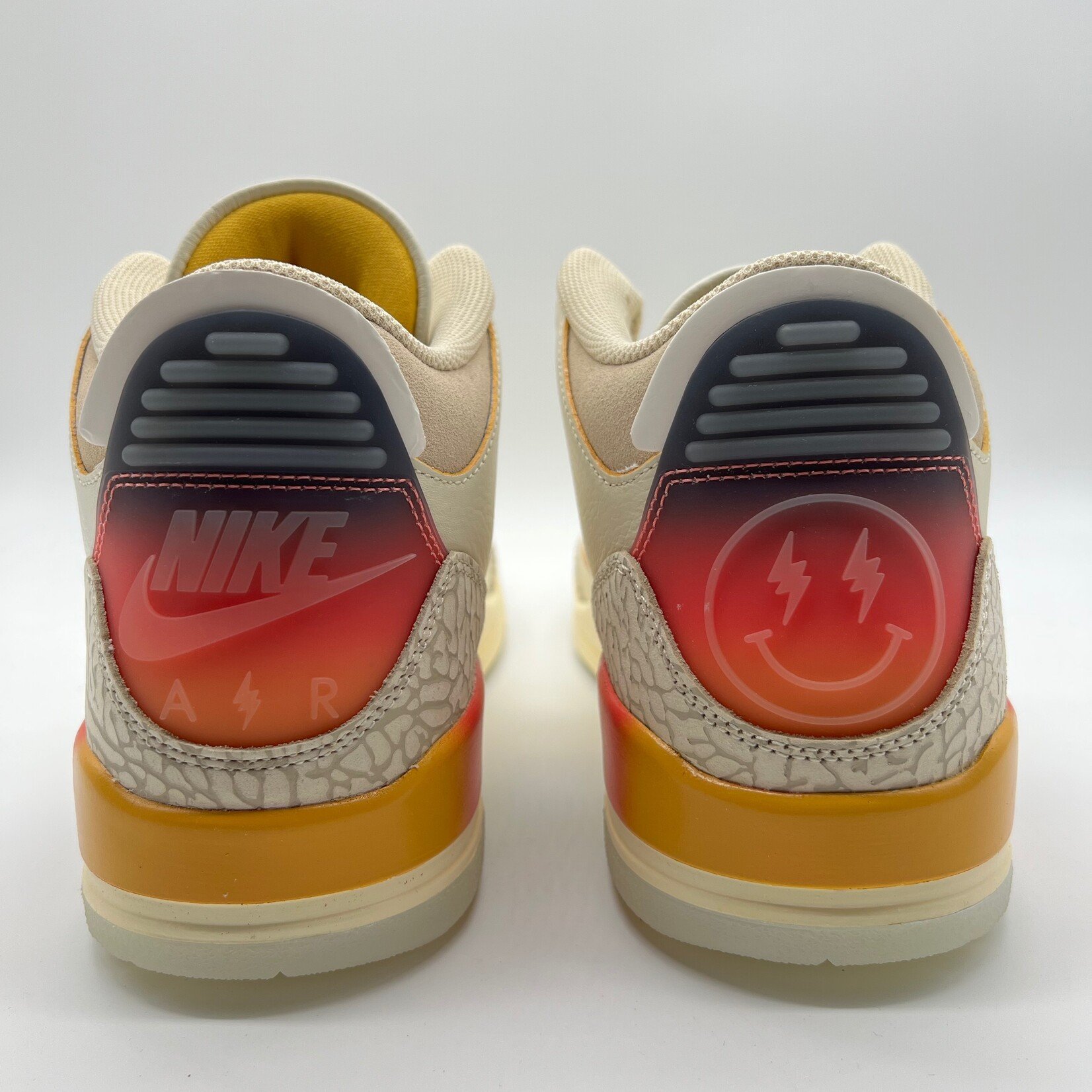 Jordan 3 Retro SP J Balvin Medellín Sunset