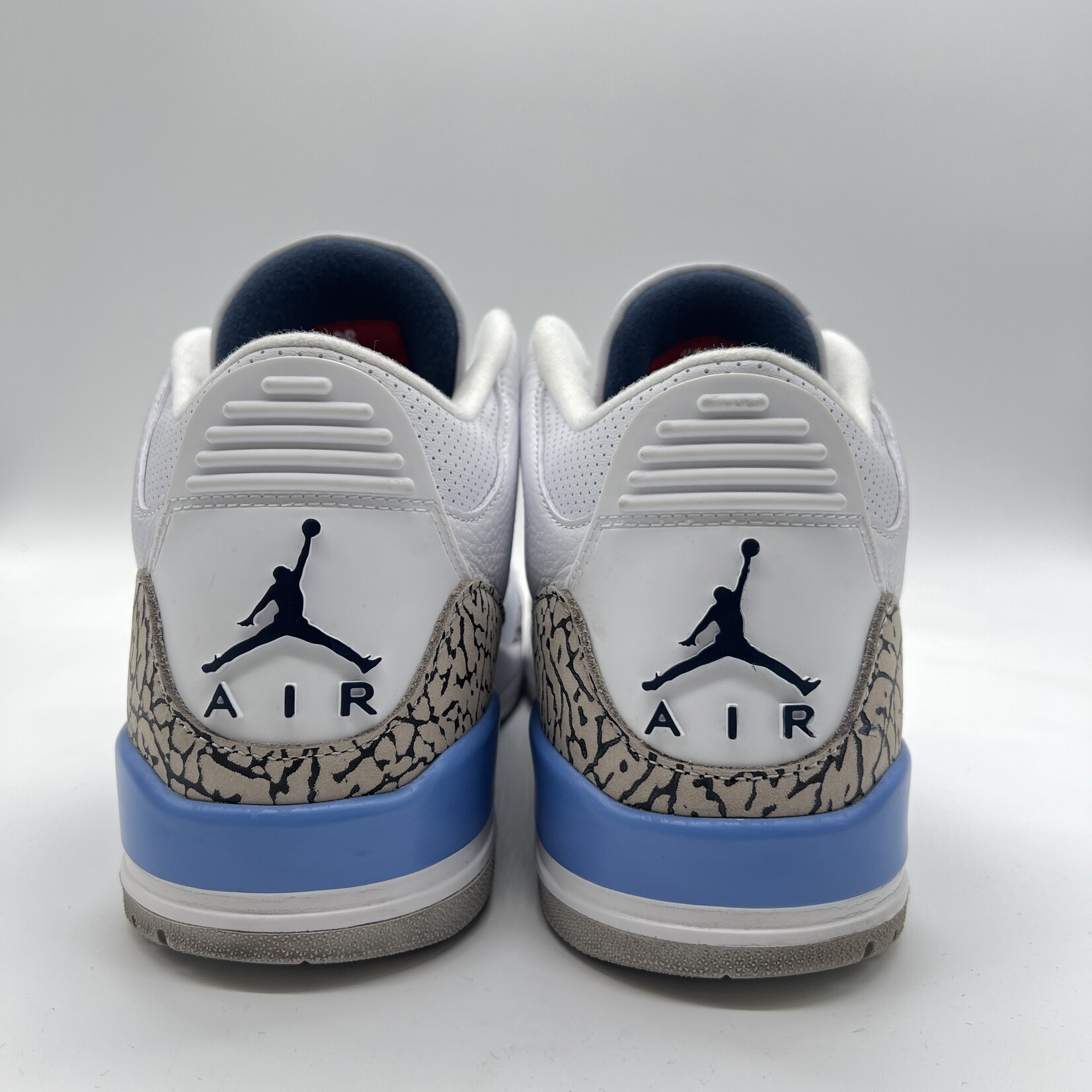 Jordan 3 Retro UNC 2020