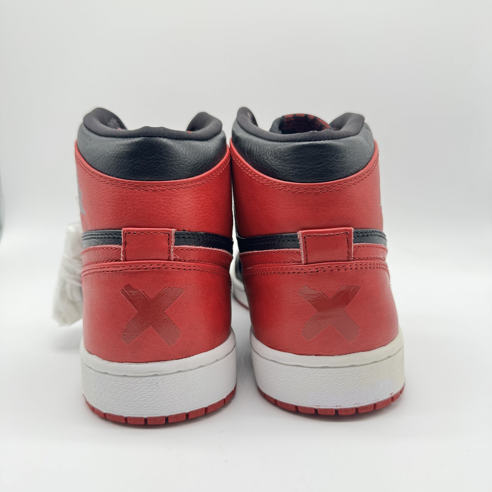 Jordan 1 Retro Banned (B-Grade) (2011)