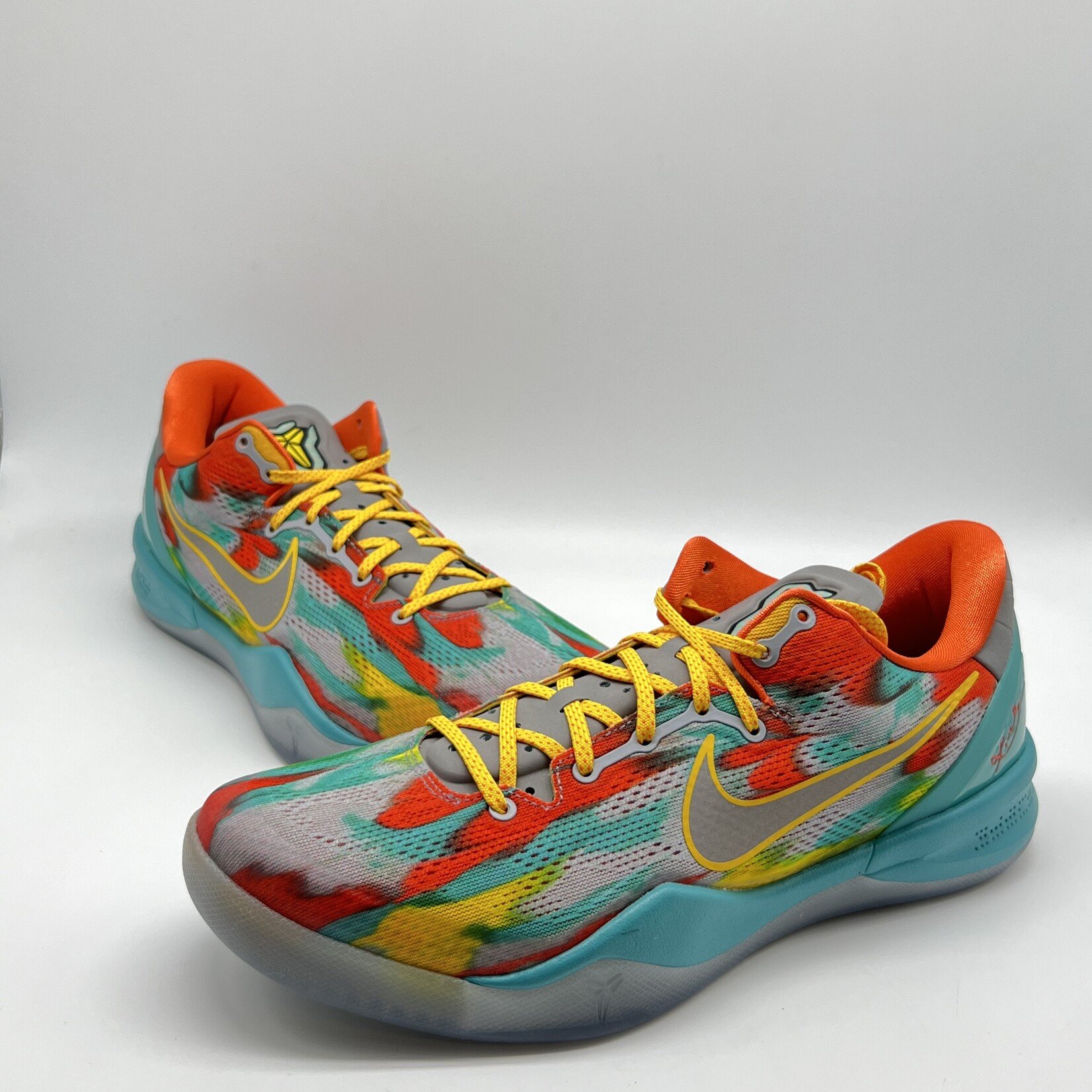 Nike Kobe 8 Protro Venice Beach (2024) - Diverse Sole Nike Kobe 8 Protro Venice Beach (2024) - Diverse Sole